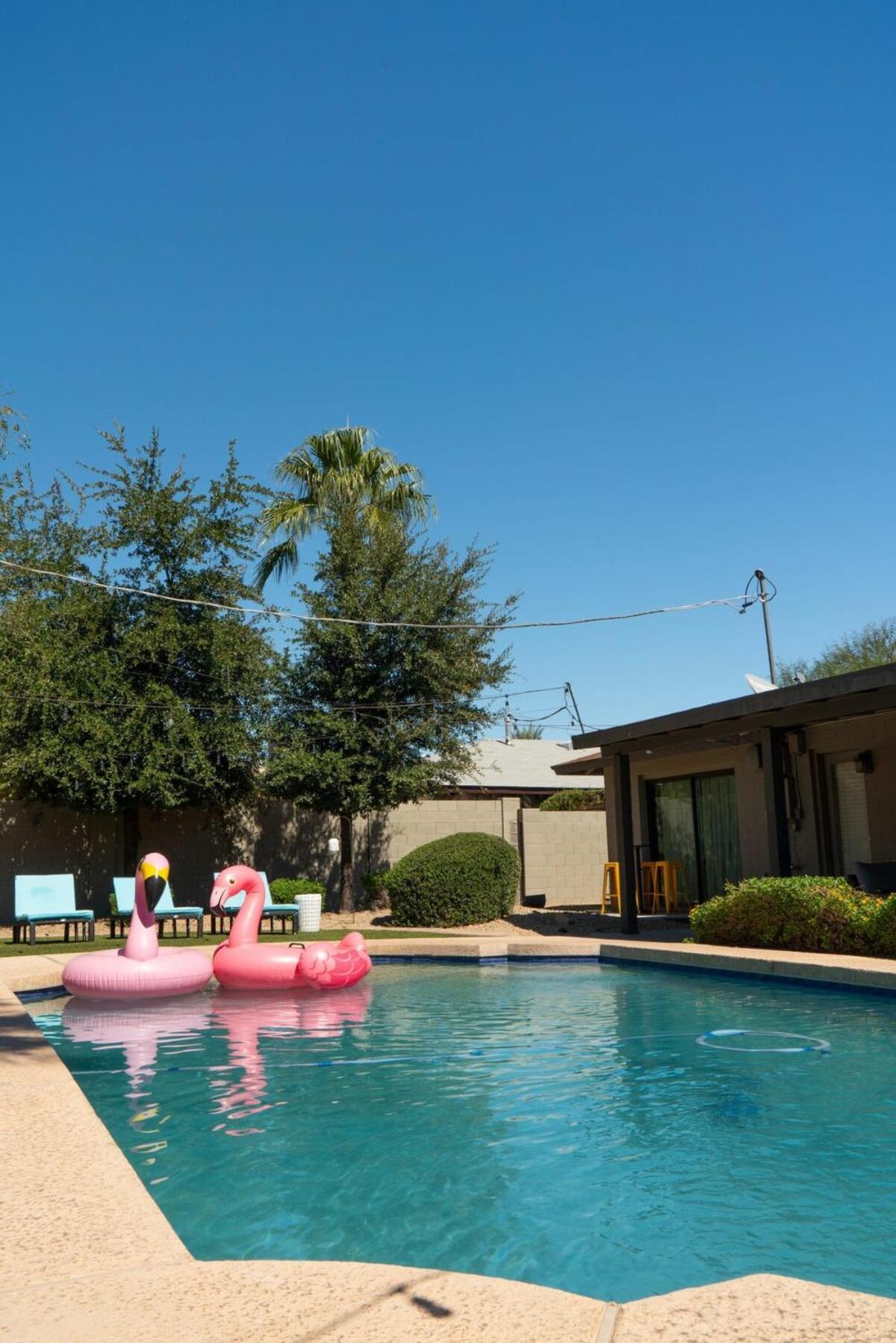 Paradise Palms - Heated Pool With Tons Of Space Holiday home