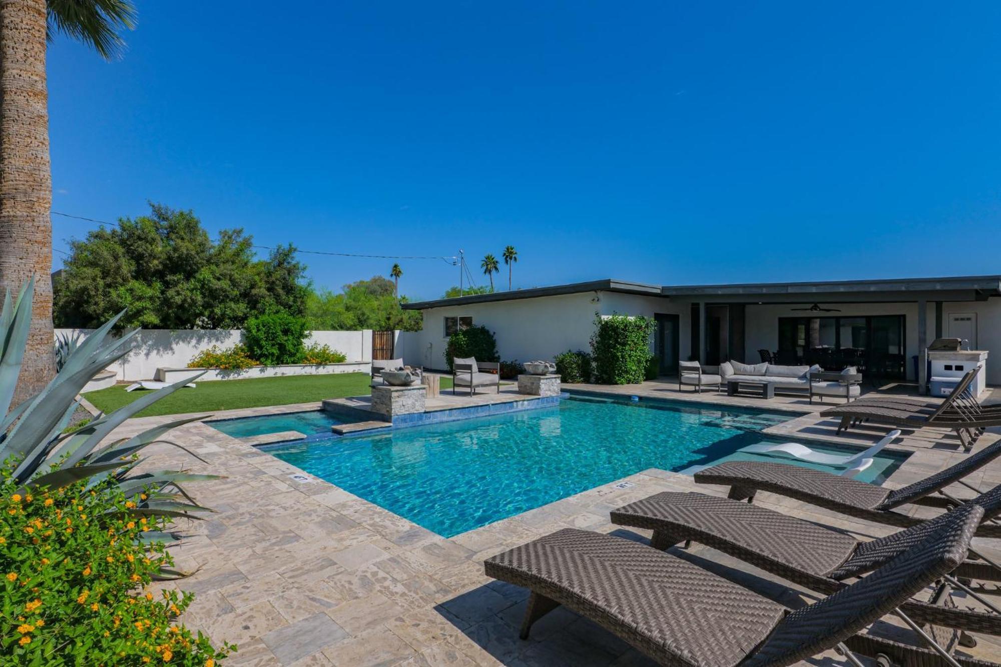 Holiday home Sunkist Sanctuary In