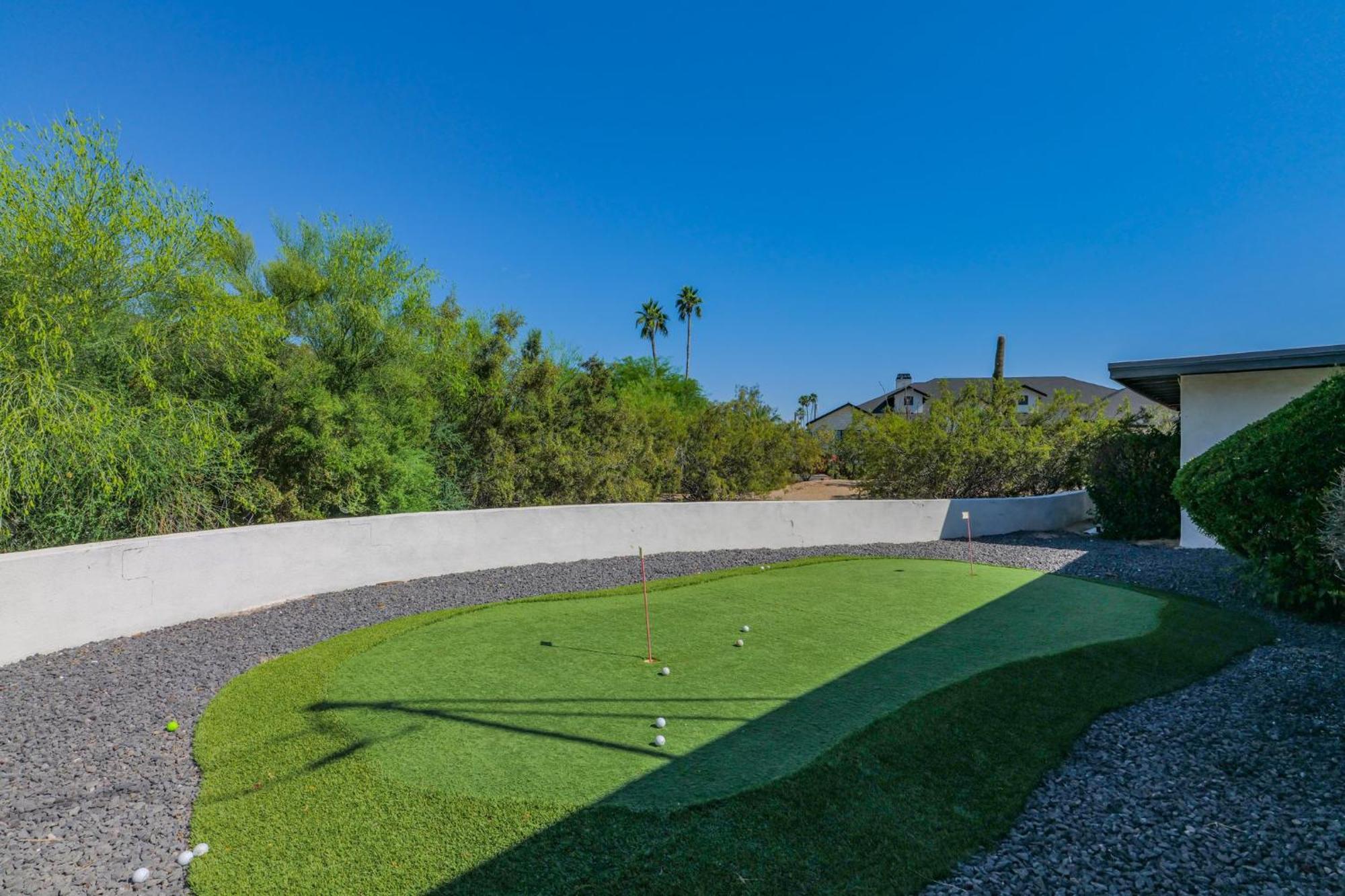 Sunkist Sanctuary In Scottsdale