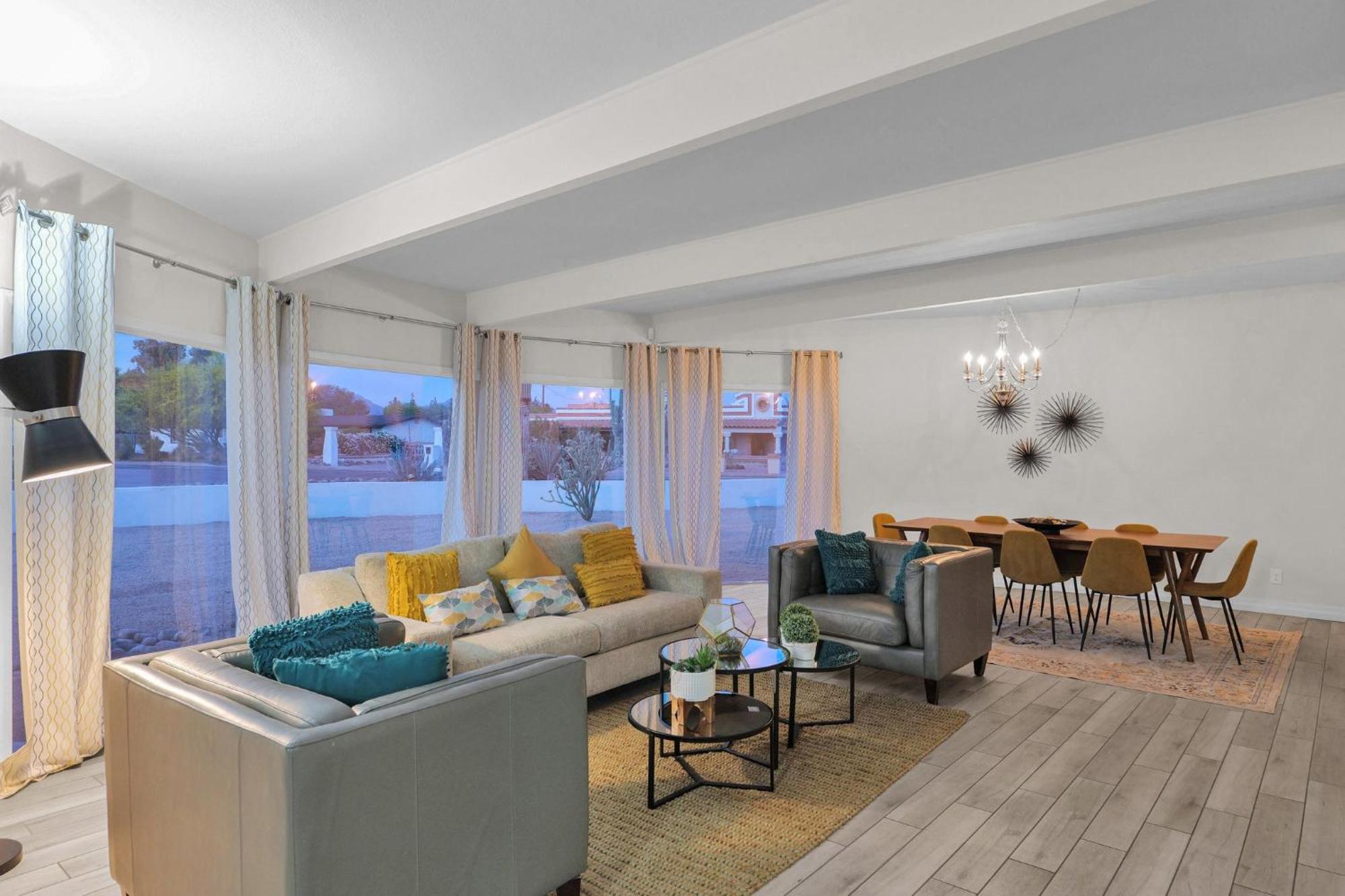 Sunkist Sanctuary In Holiday home Scottsdale