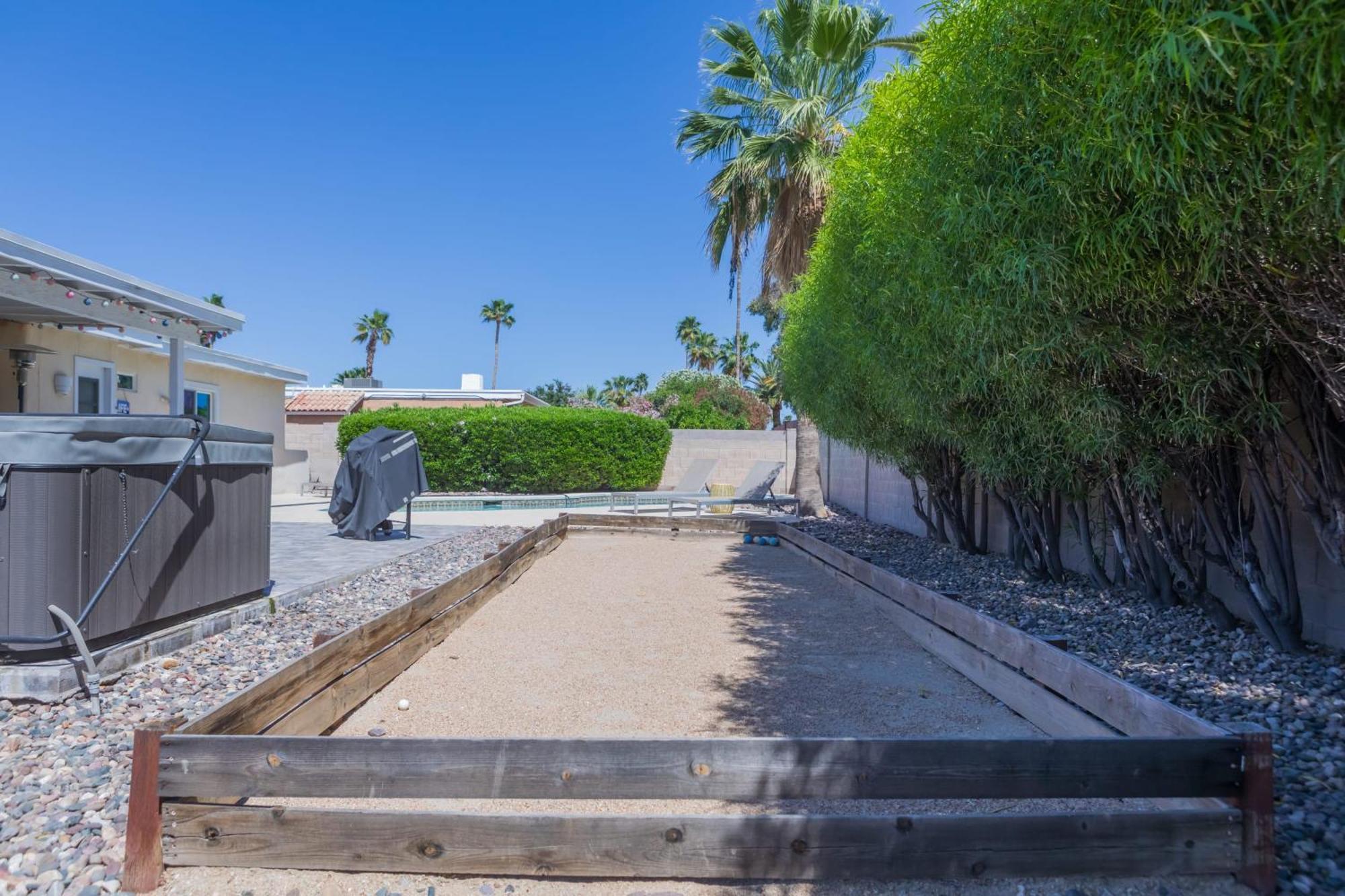 Holiday home Charming House Near Kierland Pool Heater Hot Tub *
