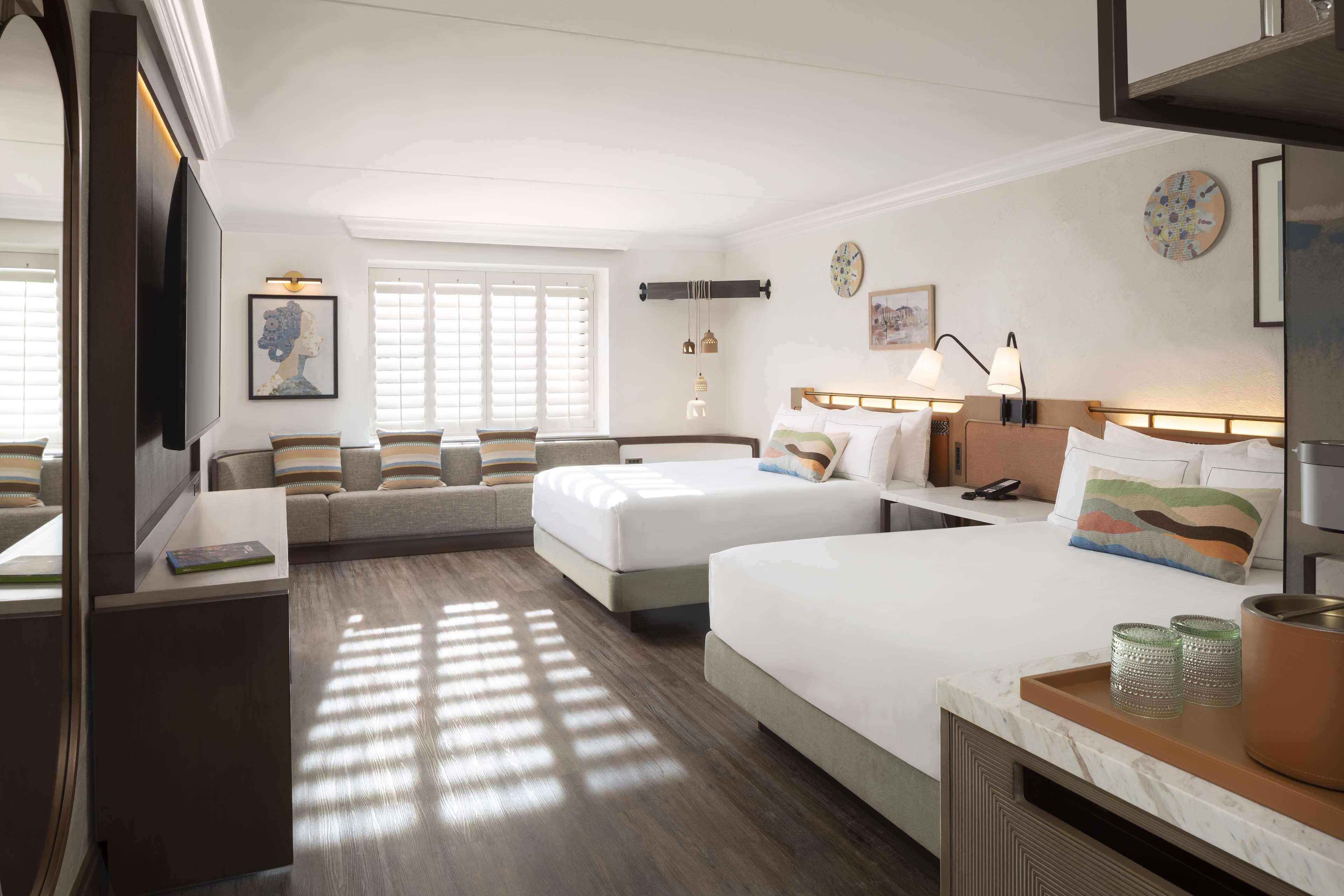 Resort The & Spa, Curio Collection By Hilton