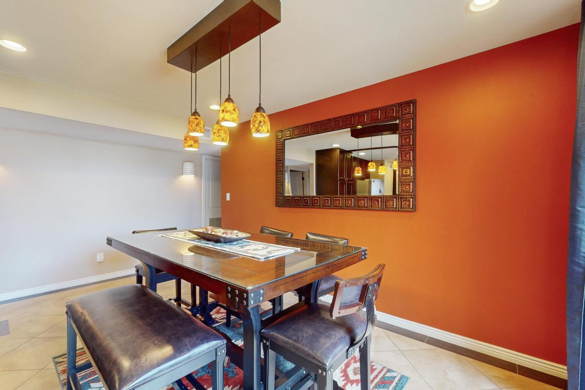 The Mccormick Apartment *