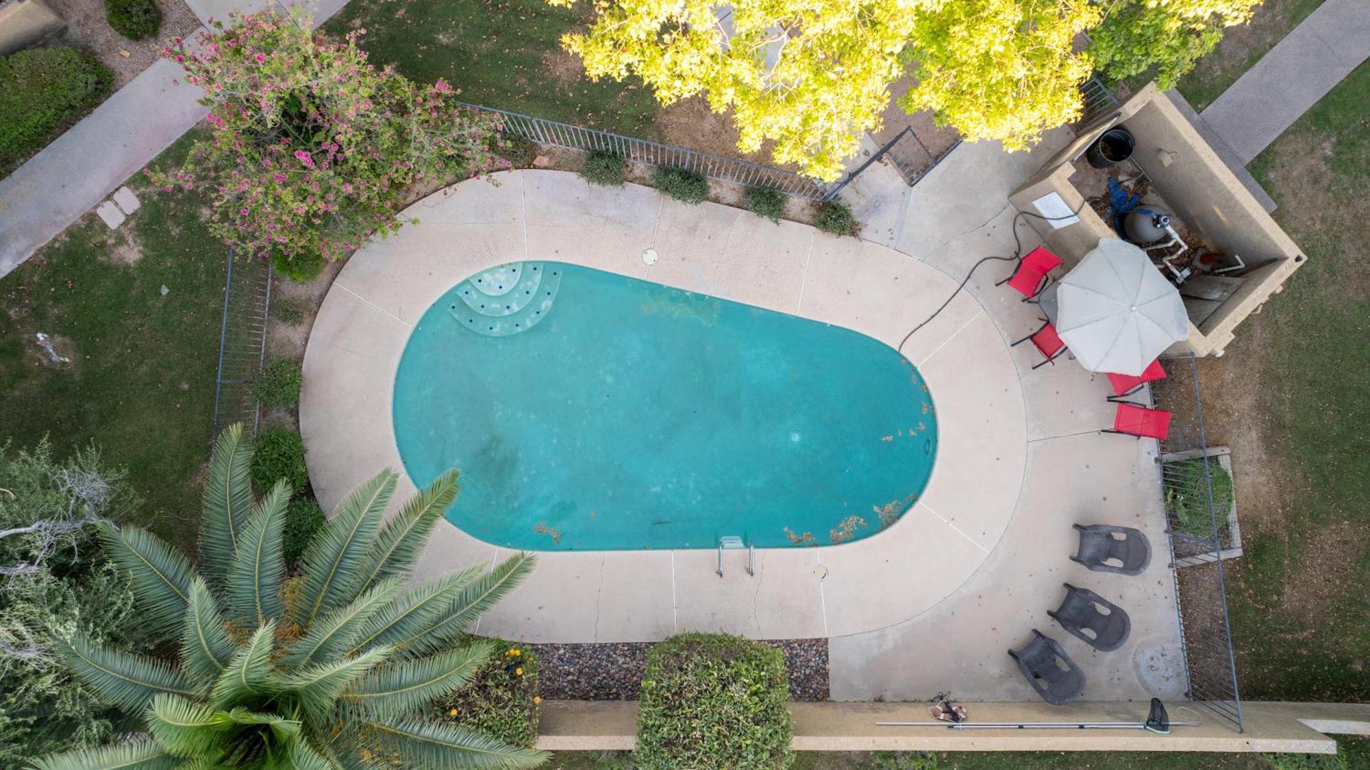 Townhome With Pool, Walk To Old Town *