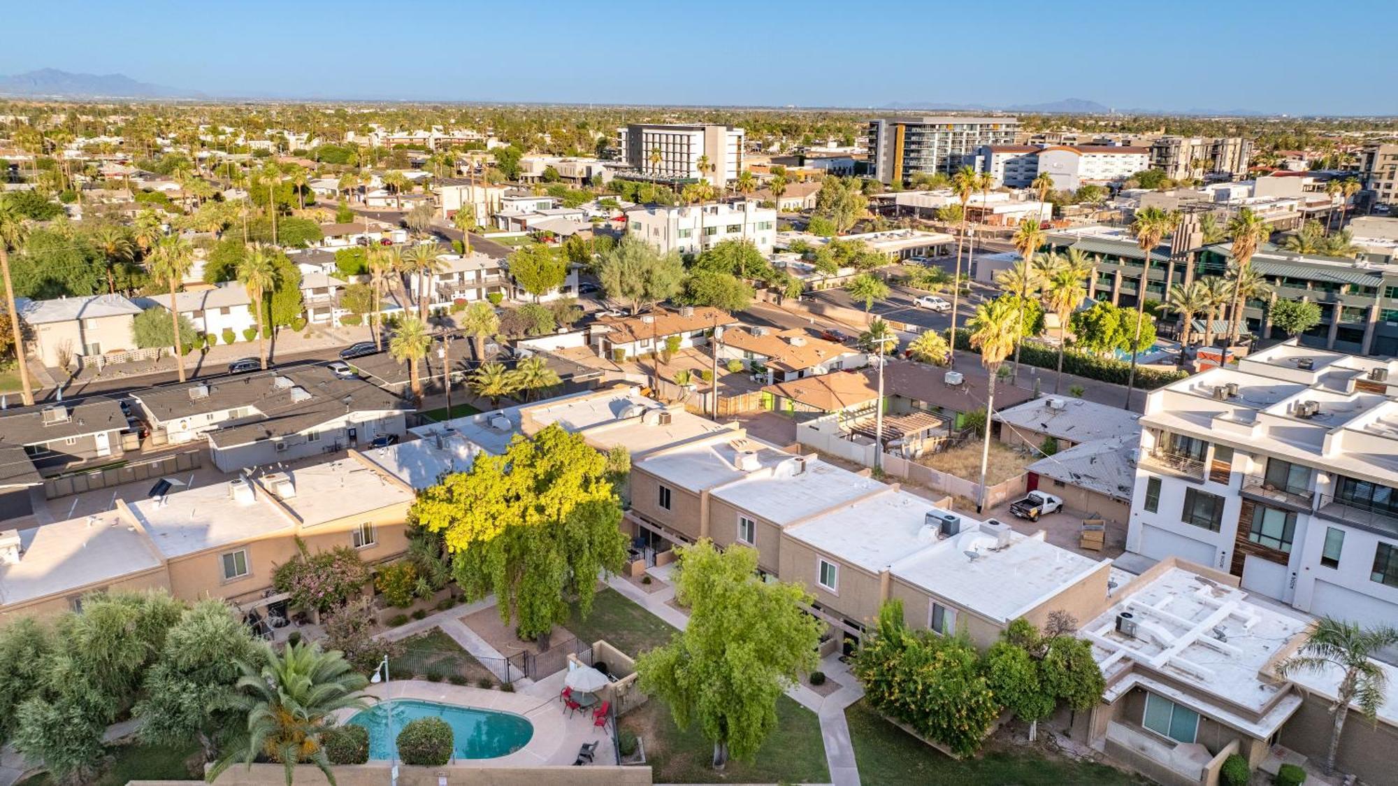 Townhome With Pool, Walk To Old Town Scottsdale