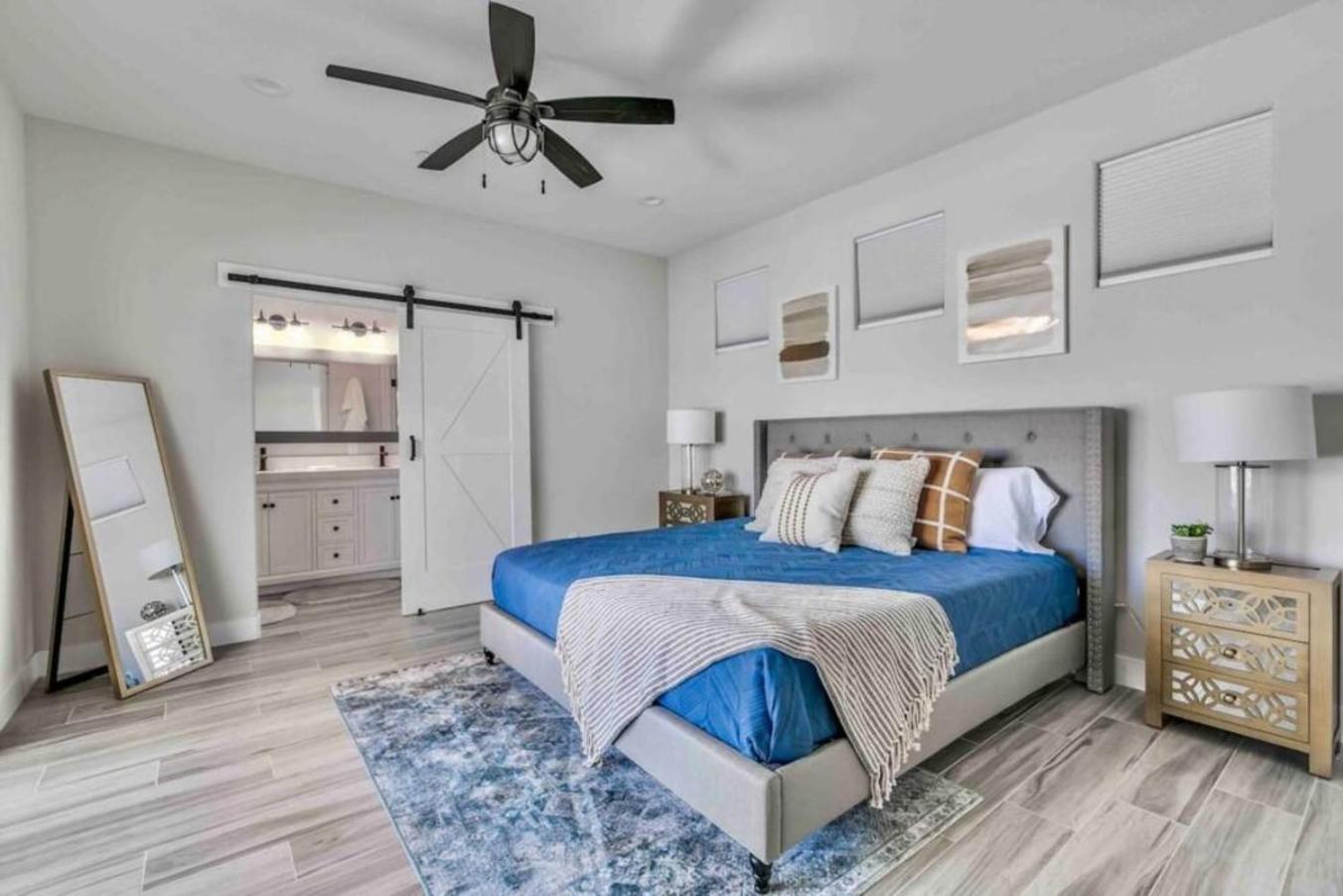 Holiday home Luxurious Old Town Remodel W Heated Pool