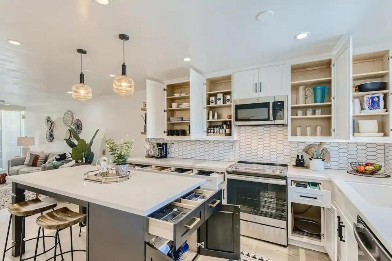 Luxury In Old Town Wpool