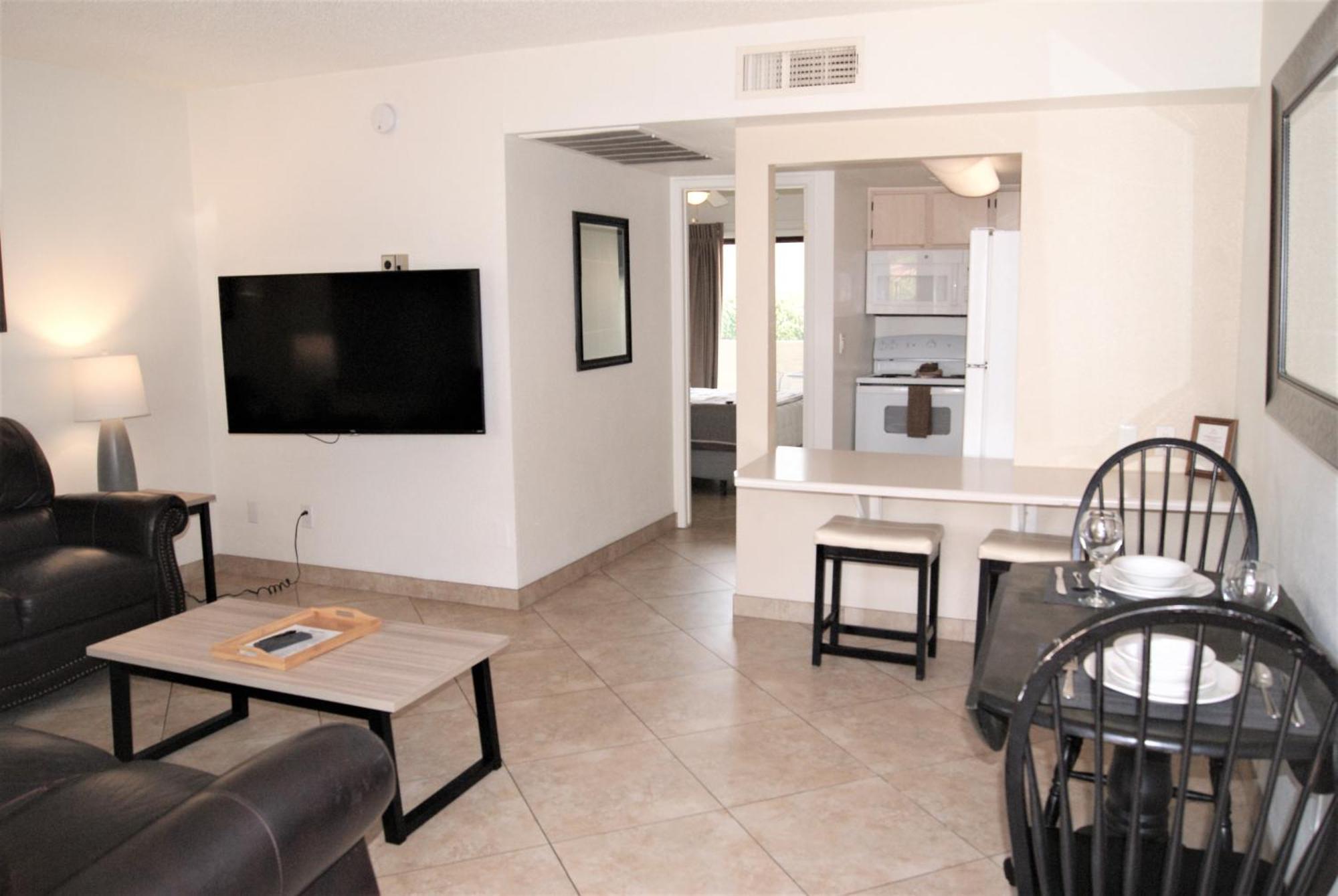 142 Fully Furnished 1br Suite-pet Friendly *