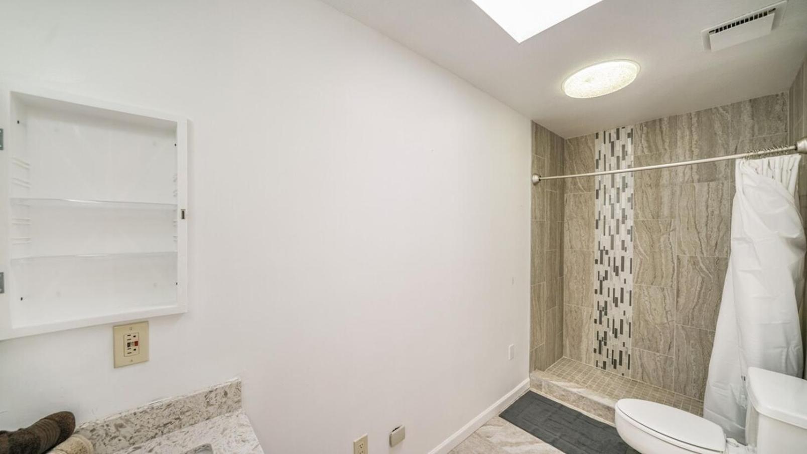 Guest Casita, New Pickleball, Tile Floor * Scottsdale