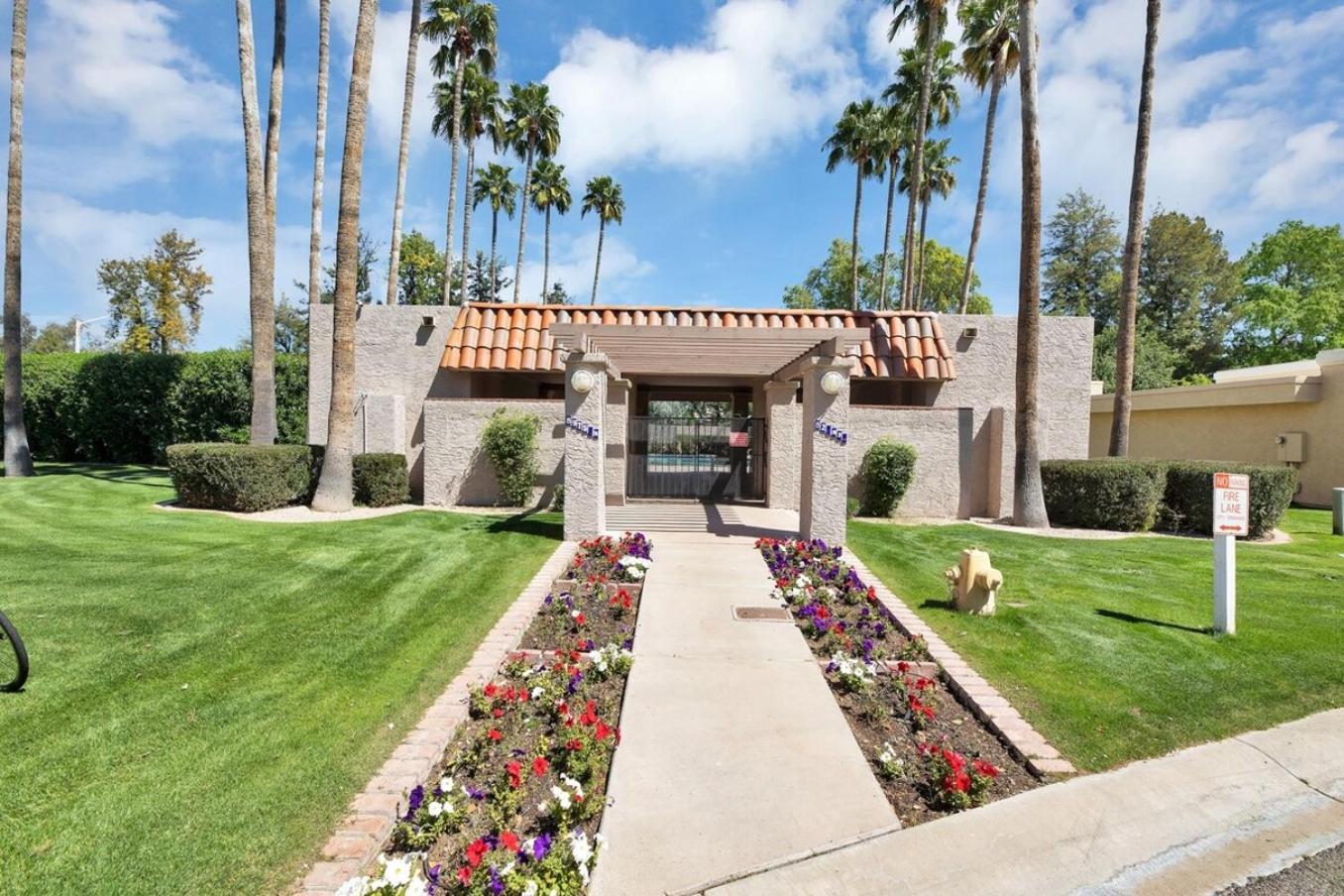 Guest Casita, New Pickleball, Tile Floor