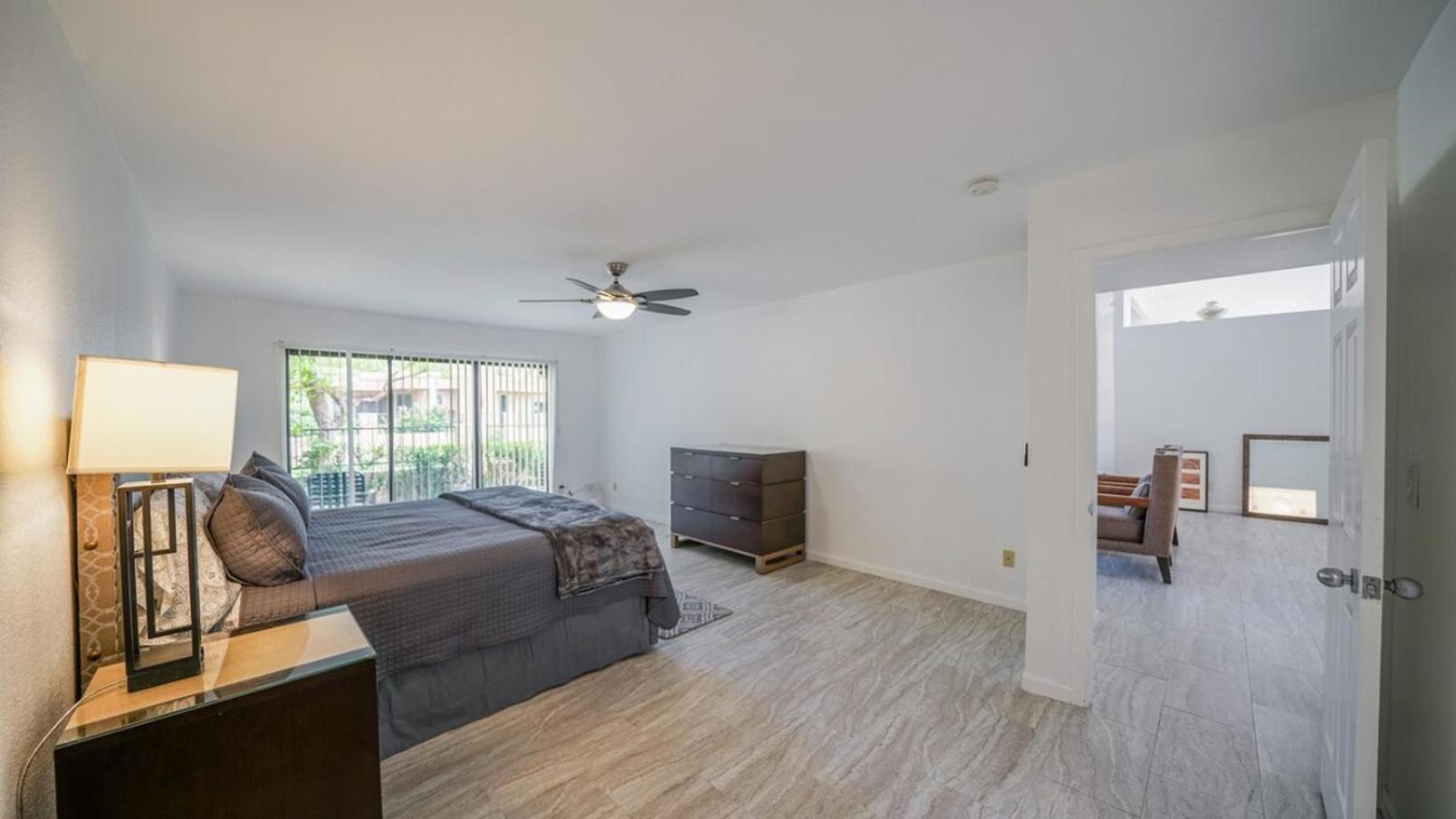 Guest Casita, New Pickleball, Tile Floor