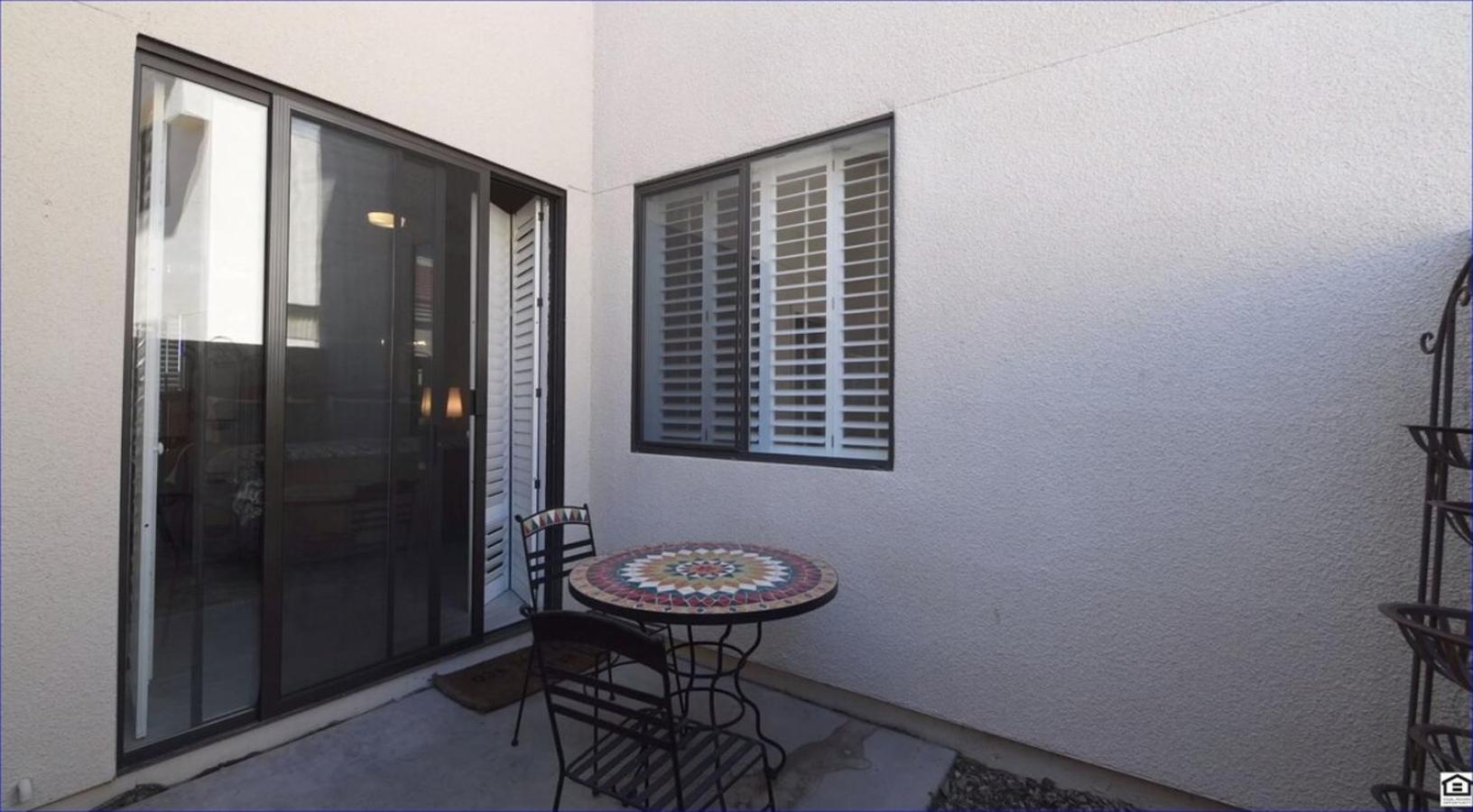 Waterfront Views, Office, Main Floor, Walkable Holiday home Scottsdale