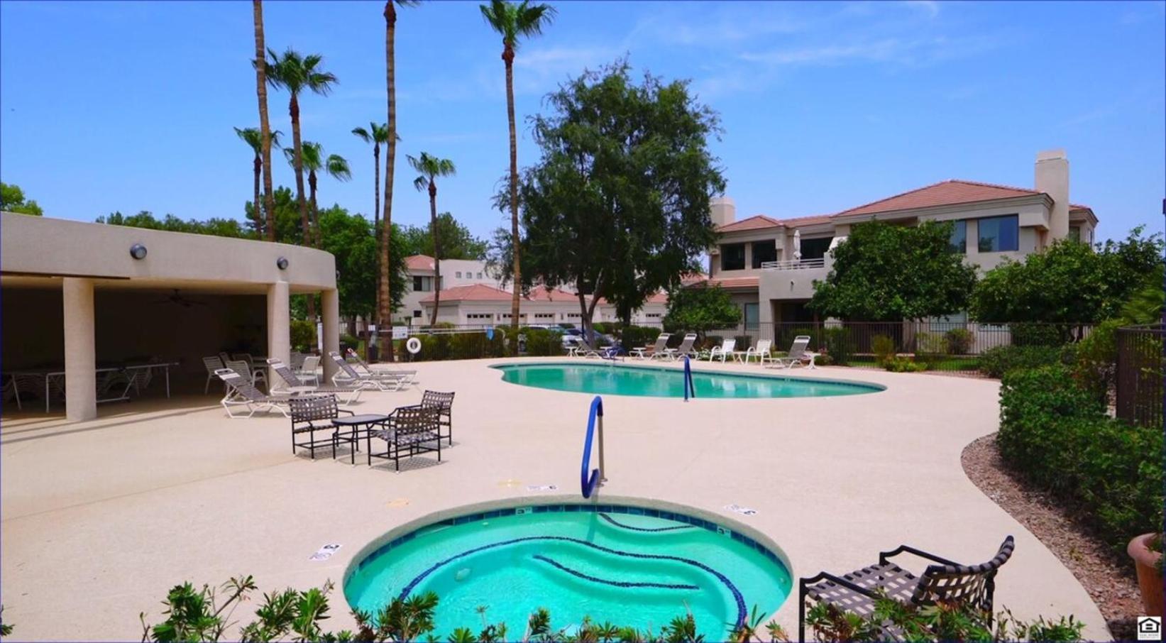 Waterfront Views, Office, Main Floor, Walkable Scottsdale