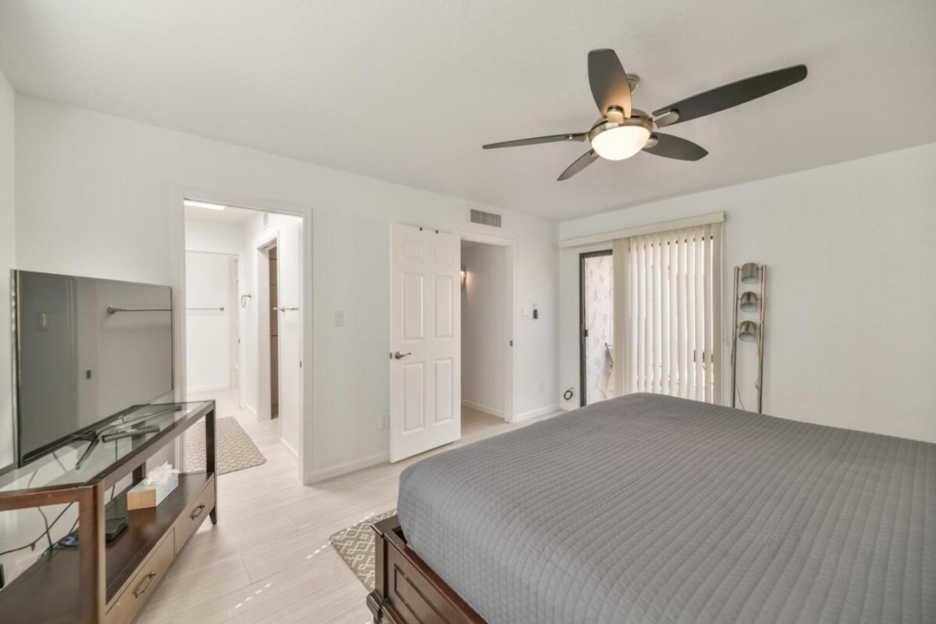 Holiday home Peaceful Privacy-tennis-greenbelt-golf-walkable Scottsdale