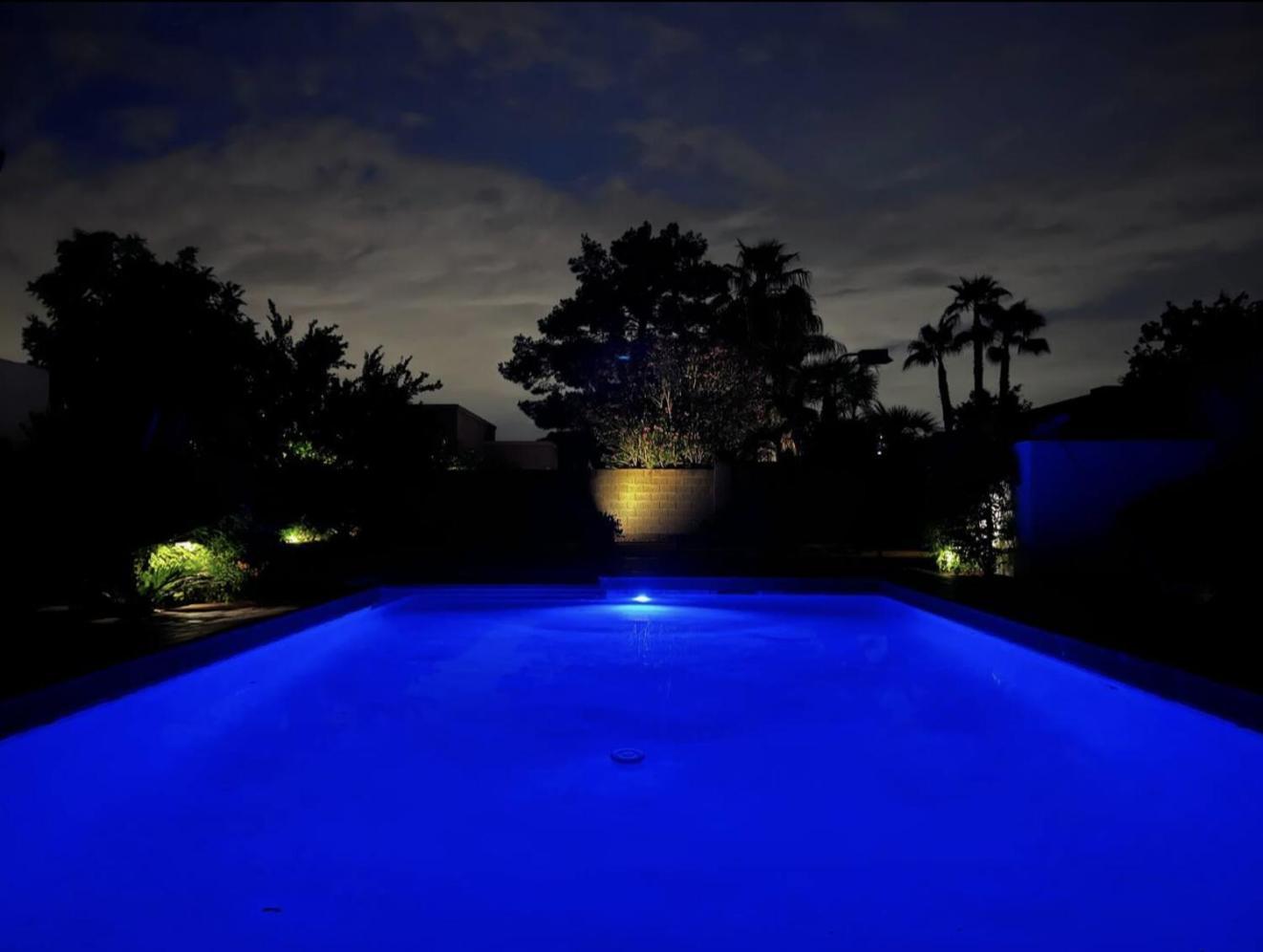 Sweetwater - Resort-style Getaway - Pool, & Fire Pit Haven Holiday home