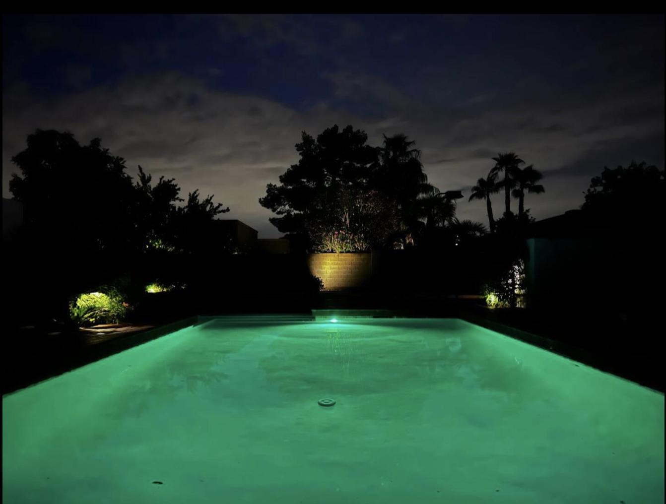 Holiday home Sweetwater - Resort-style Getaway - Pool, & Fire Pit Haven