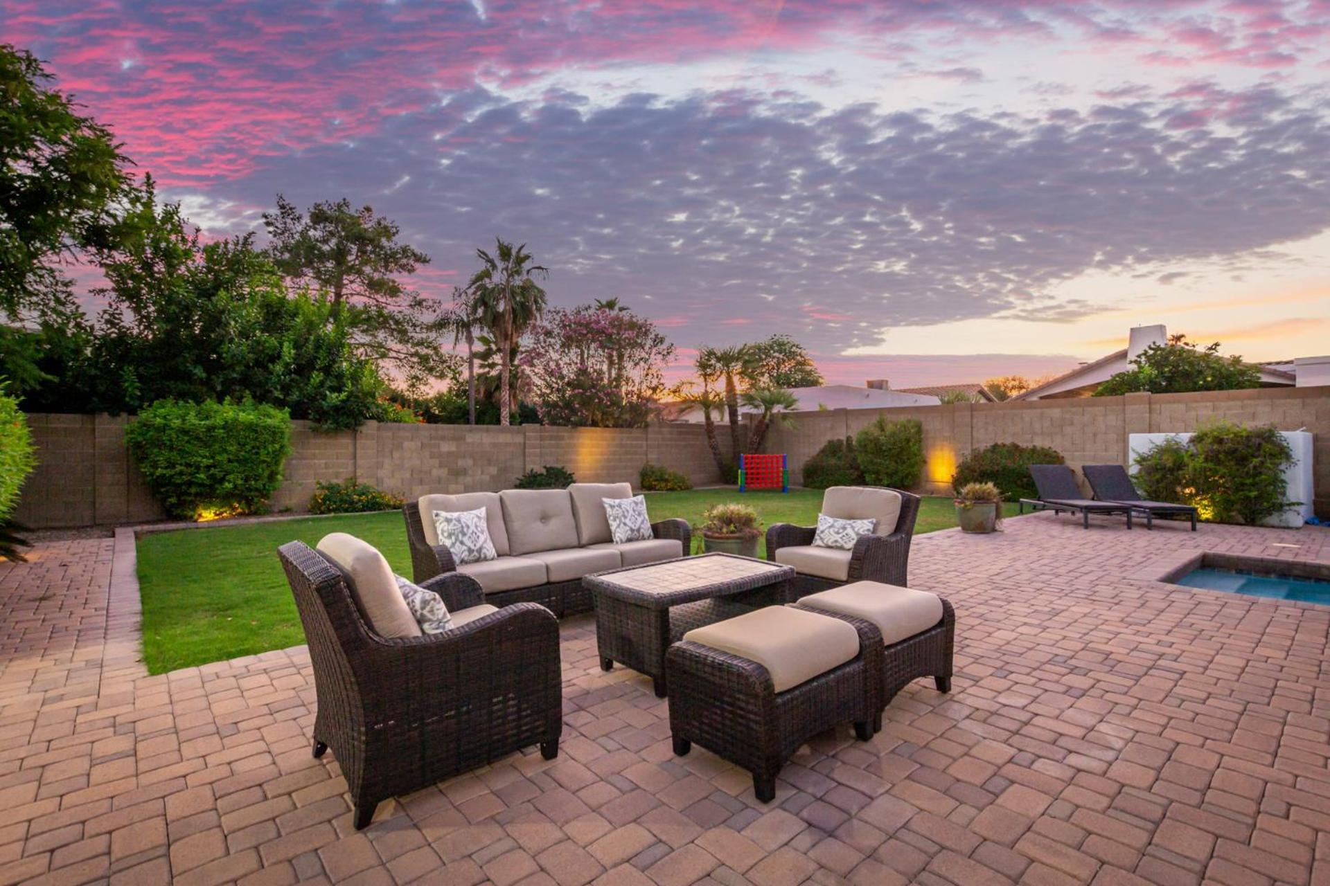 Holiday home Sweetwater - Resort-style Getaway - Pool, & Fire Pit Haven *