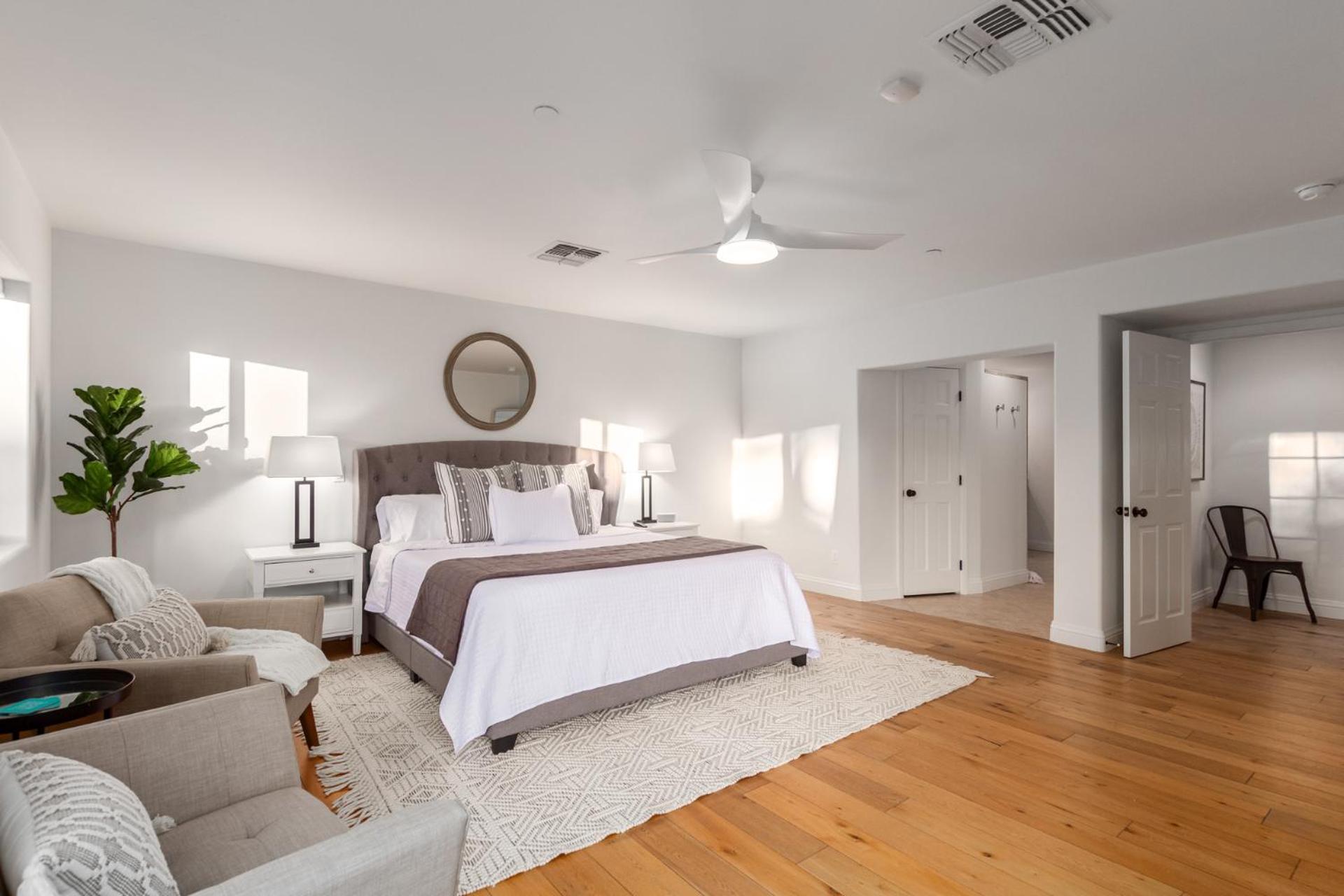 Sweetwater - Resort-style Getaway - Pool, & Fire Pit Haven * Scottsdale