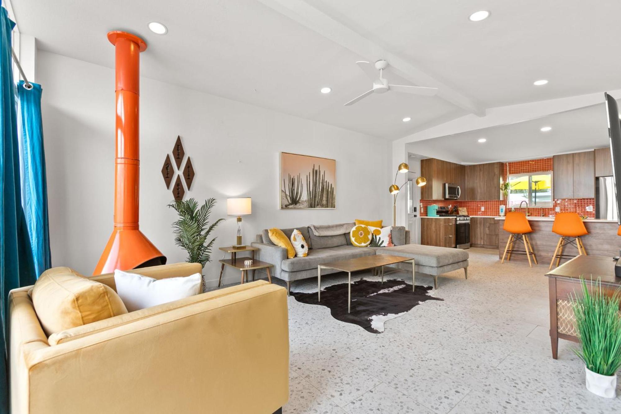 Desert Dream - Old Town Mid-century Modern - Heated Pool