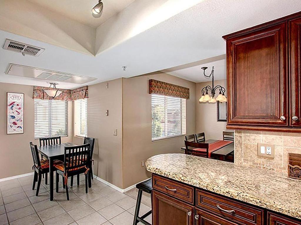 Apartment Area, Heated Pool, Hot Tub, Bbq, *