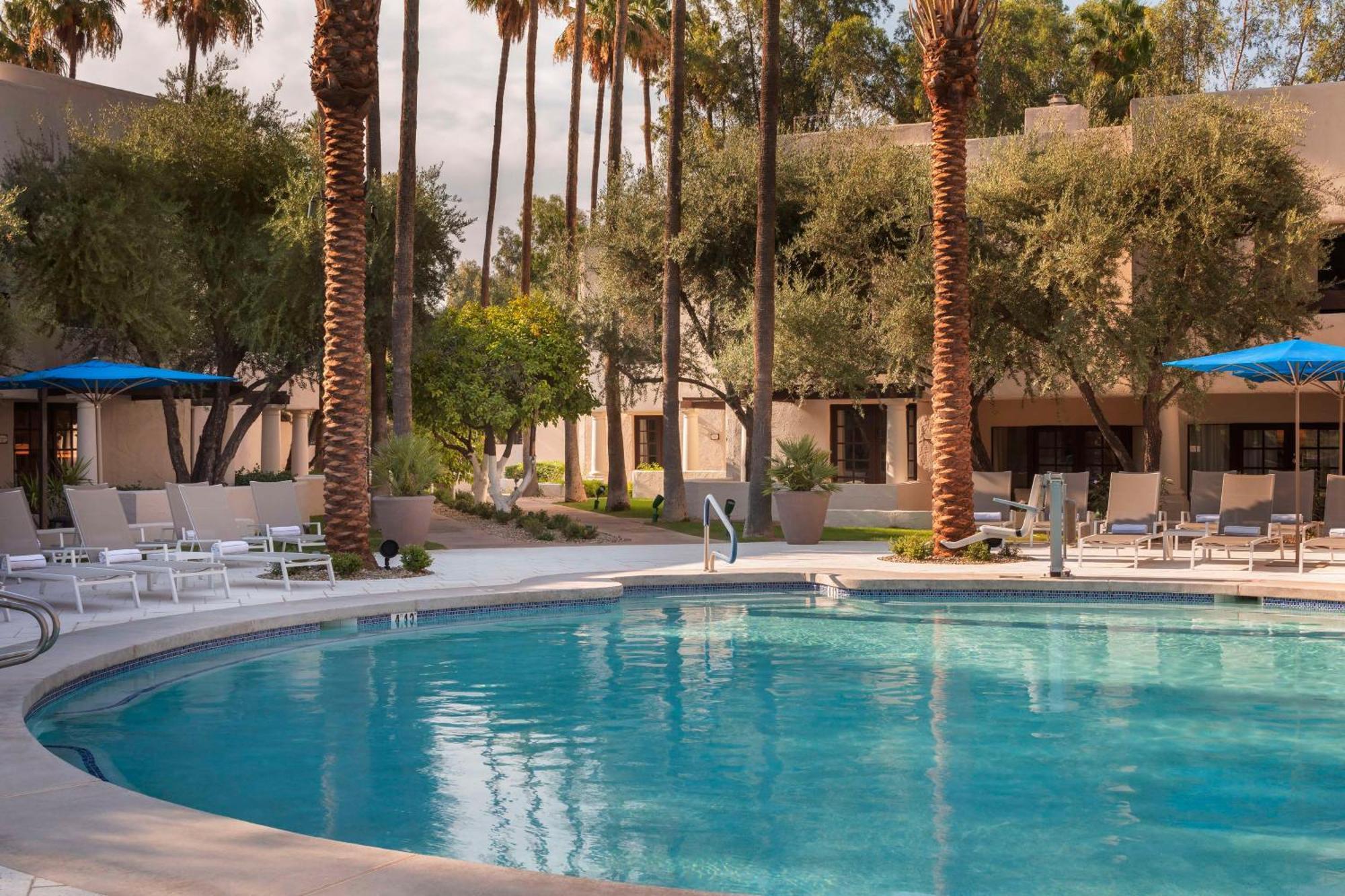 Resort The & Spa, Curio Collection By Hilton Scottsdale