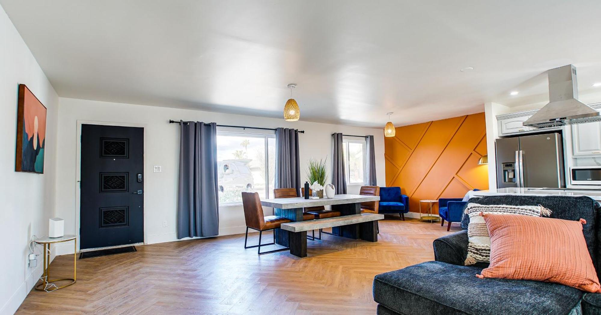 Luxury 3 Bedroom With Relaxing Pool Holiday home
