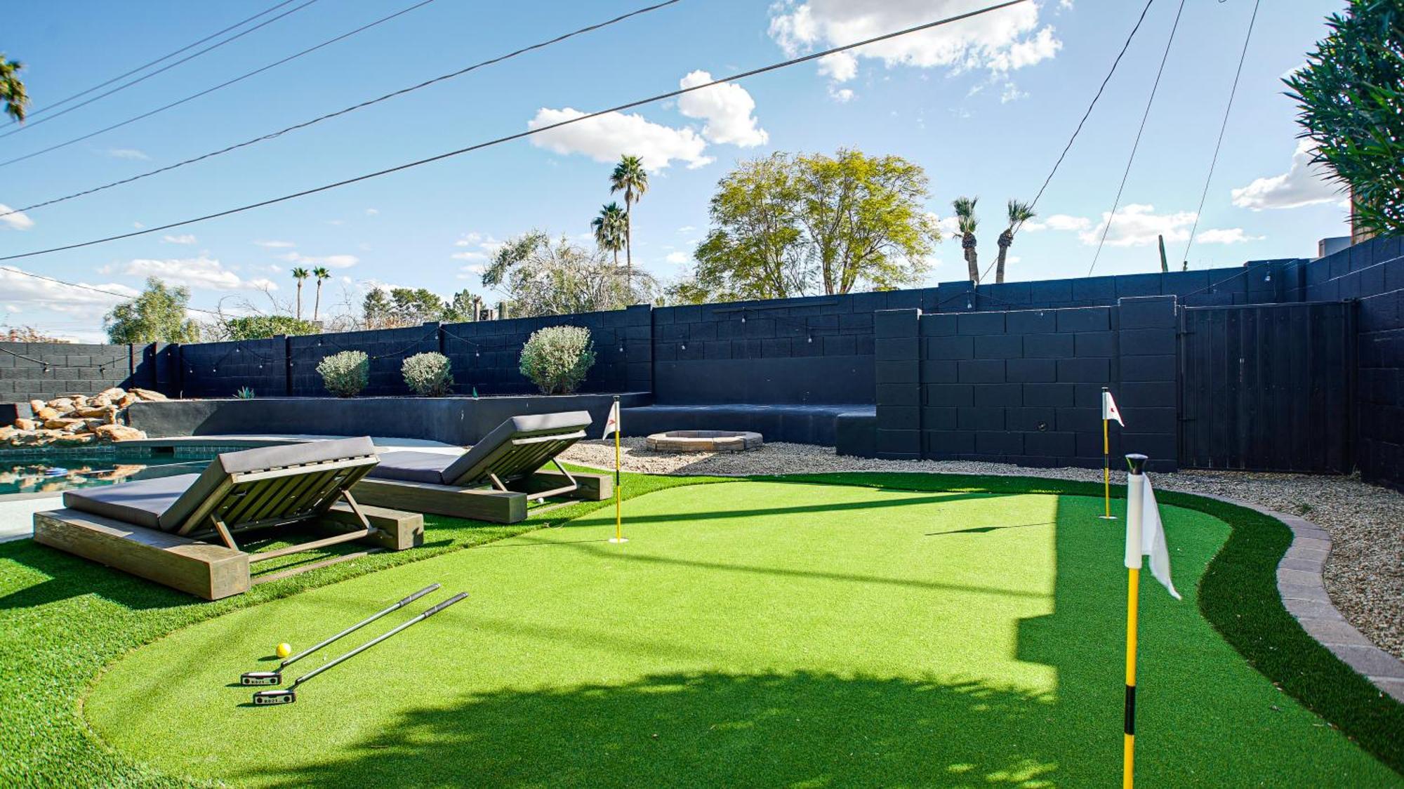 Luxury 3 Bedroom With Relaxing Pool Holiday home *