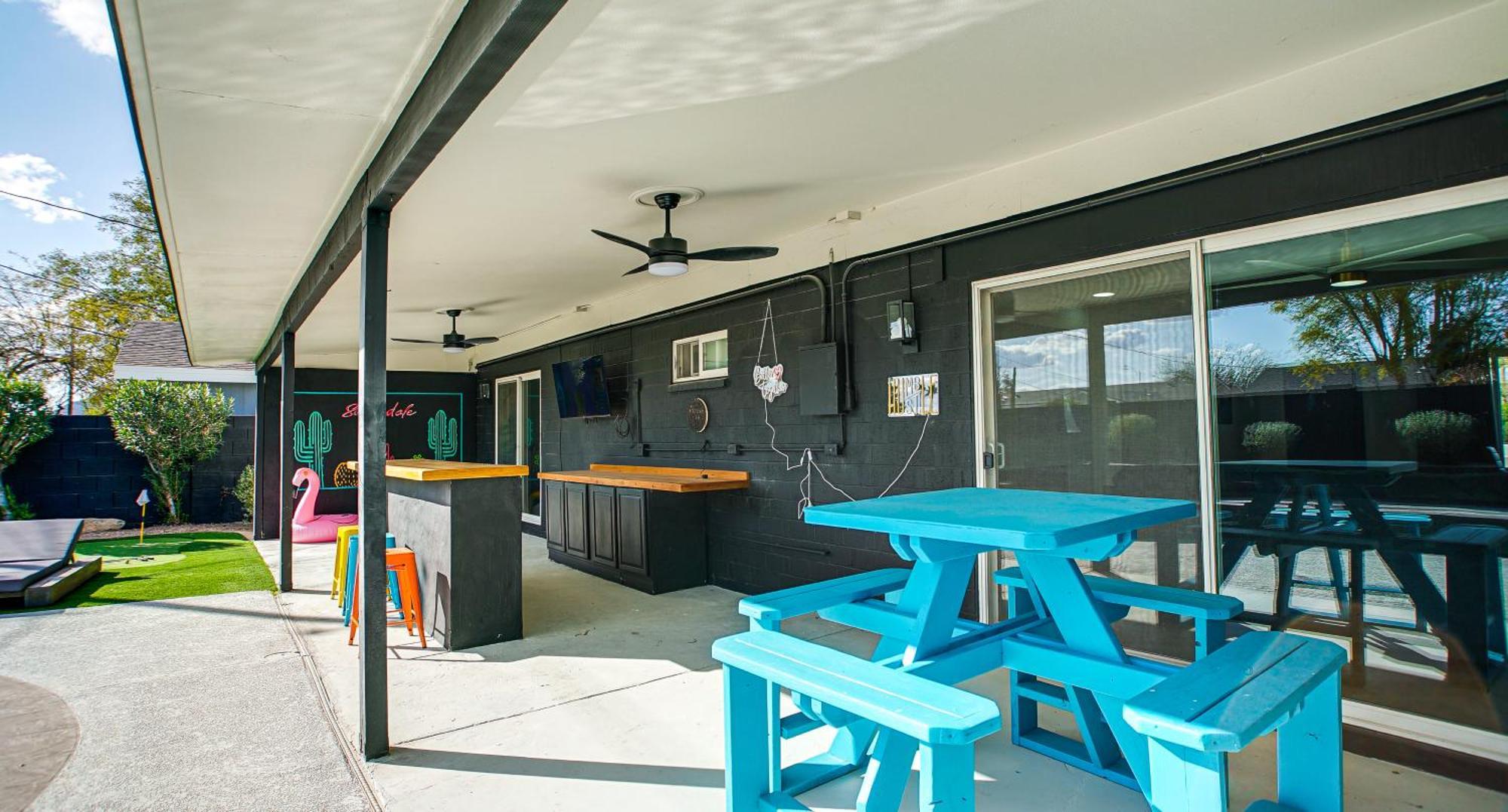 Holiday home Luxury 3 Bedroom With Relaxing Pool