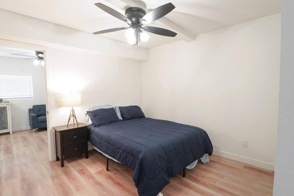 Apartment Old Town 1 Bedroom With Private Backyard