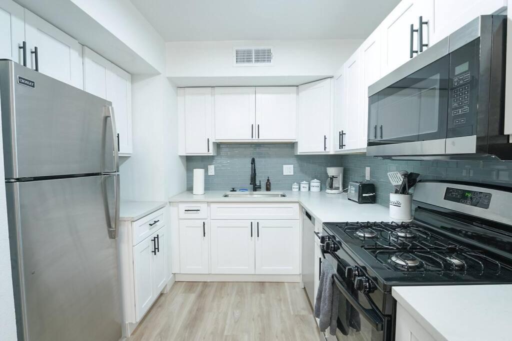 Apartment Old Town 1 Bedroom With Private Backyard