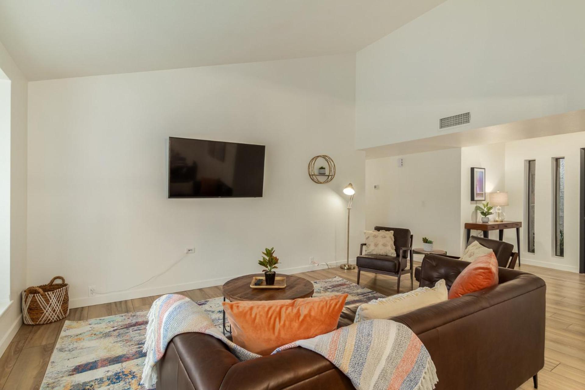 Beverly Holiday home