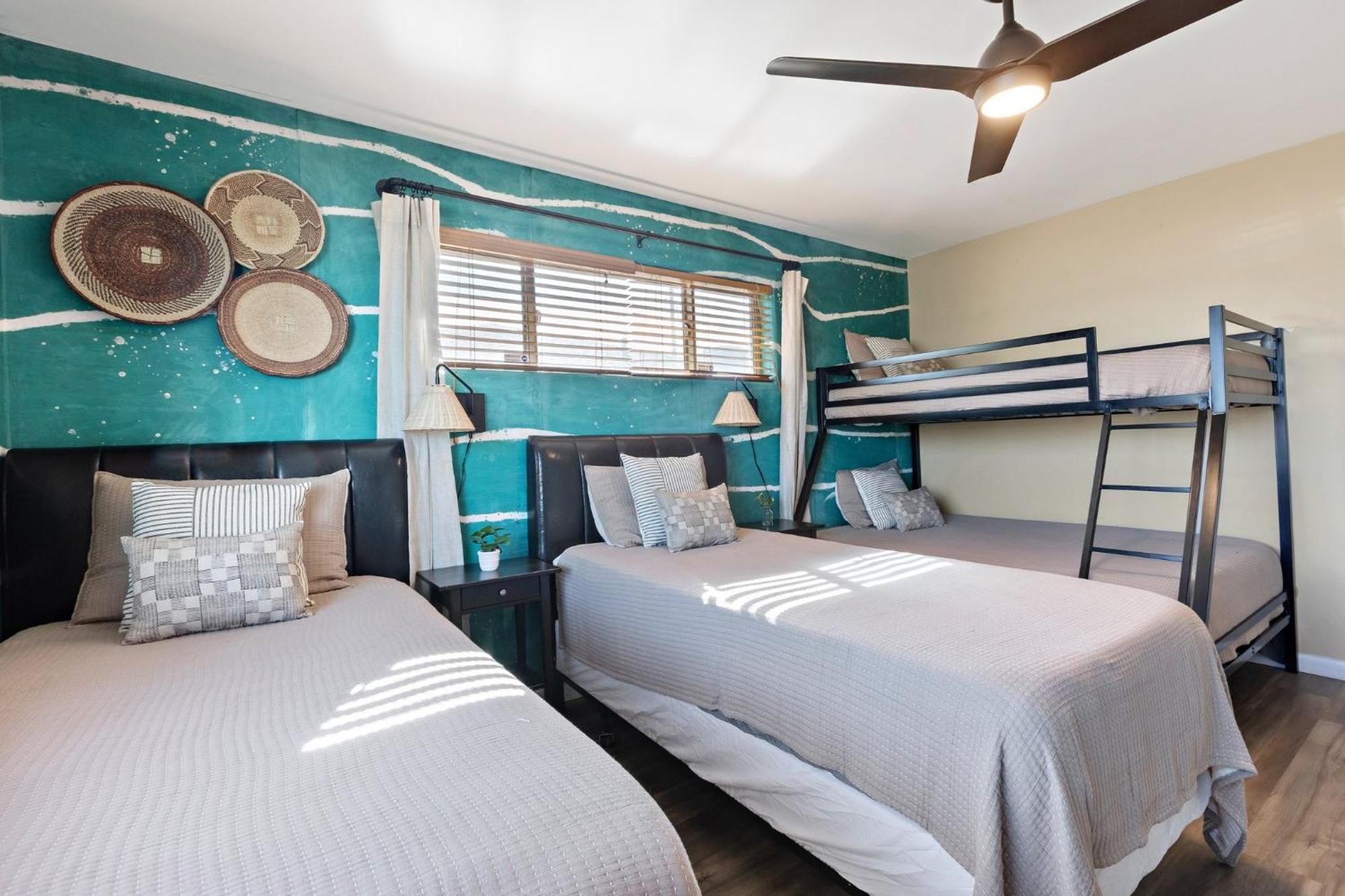 80th Place Holiday home *