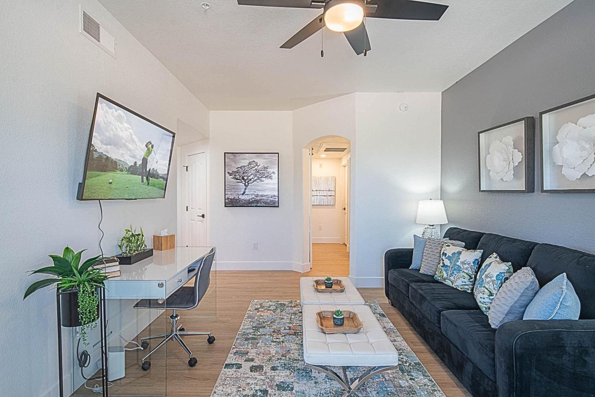 Apartment Walkout Patio-views -walk To Upscale Shops &dining - 170 Scottsdale