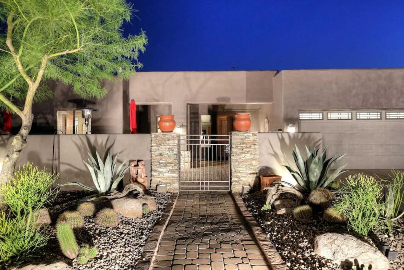 Holiday home Desert Tranquility 4 Bedroom With Heated Pool