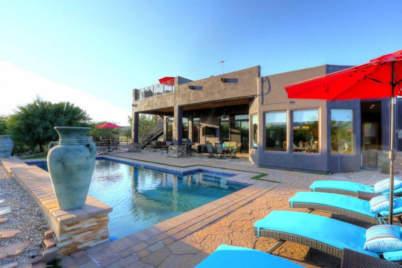 Holiday home Desert Tranquility 4 Bedroom With Heated Pool *