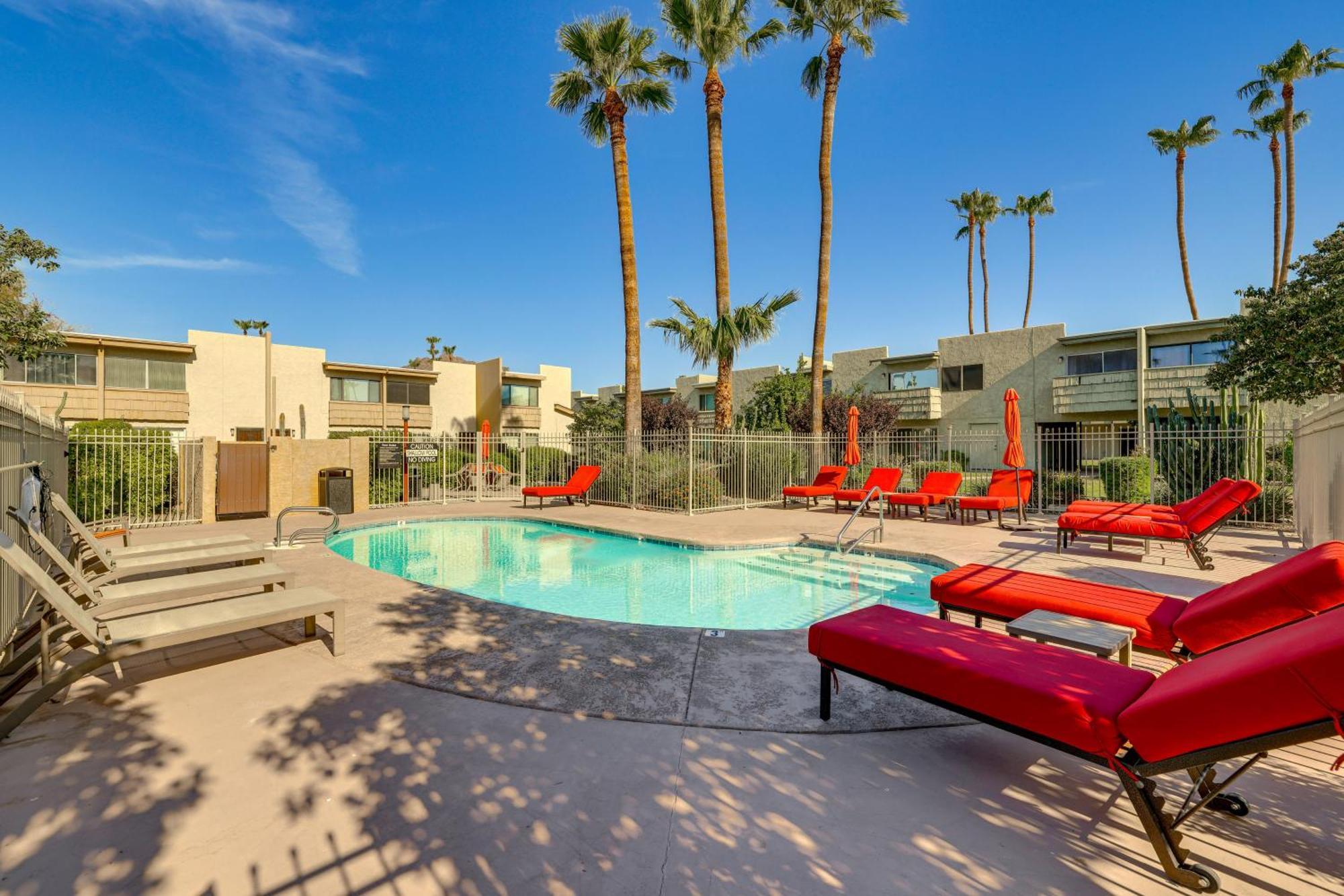 With Pool Walk To Old Town! Scottsdale