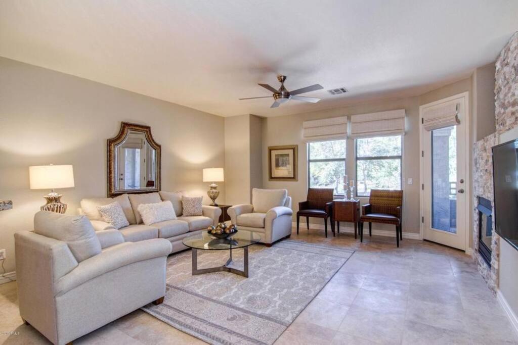 Luxury Living In Kierland Greens Apartment