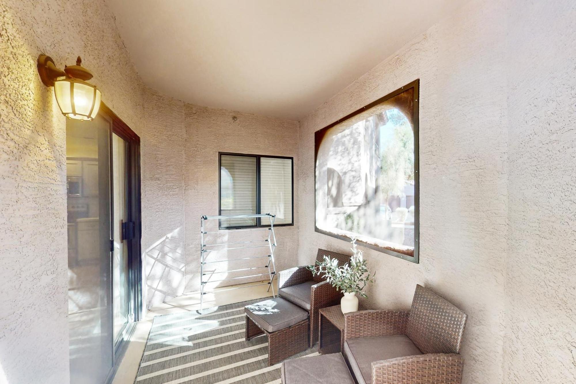 Desert Chic Retreat Apartment *