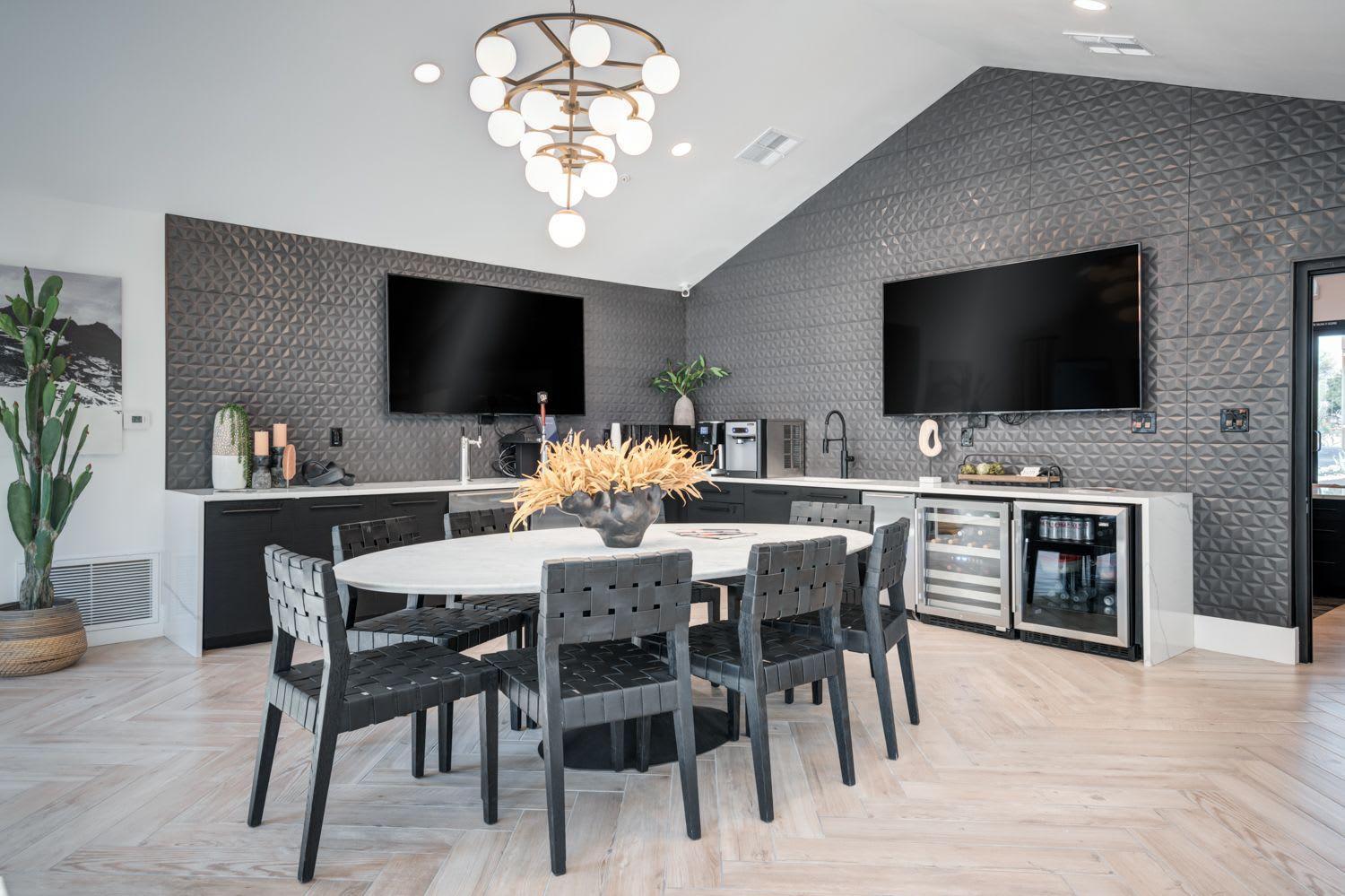 Apartment Spacious Modern At Hideaway North Close To Kierland Commons