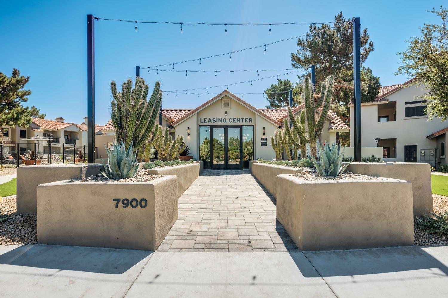 Apartment Spacious Modern At Hideaway North Close To Kierland Commons Scottsdale