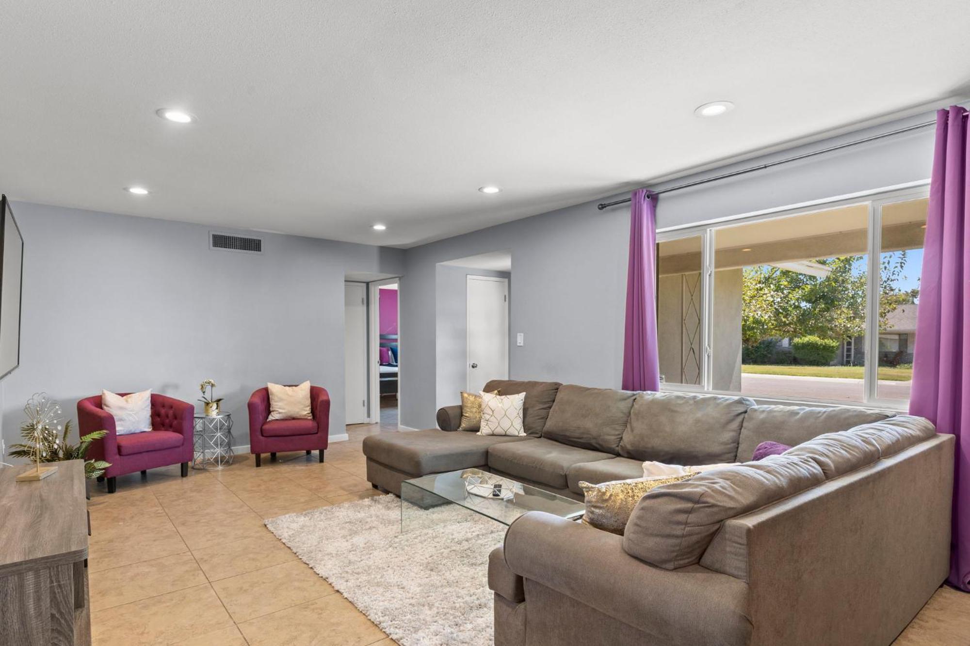 Duchess Of The Stars By Paseohomesaz With & Games Holiday home *