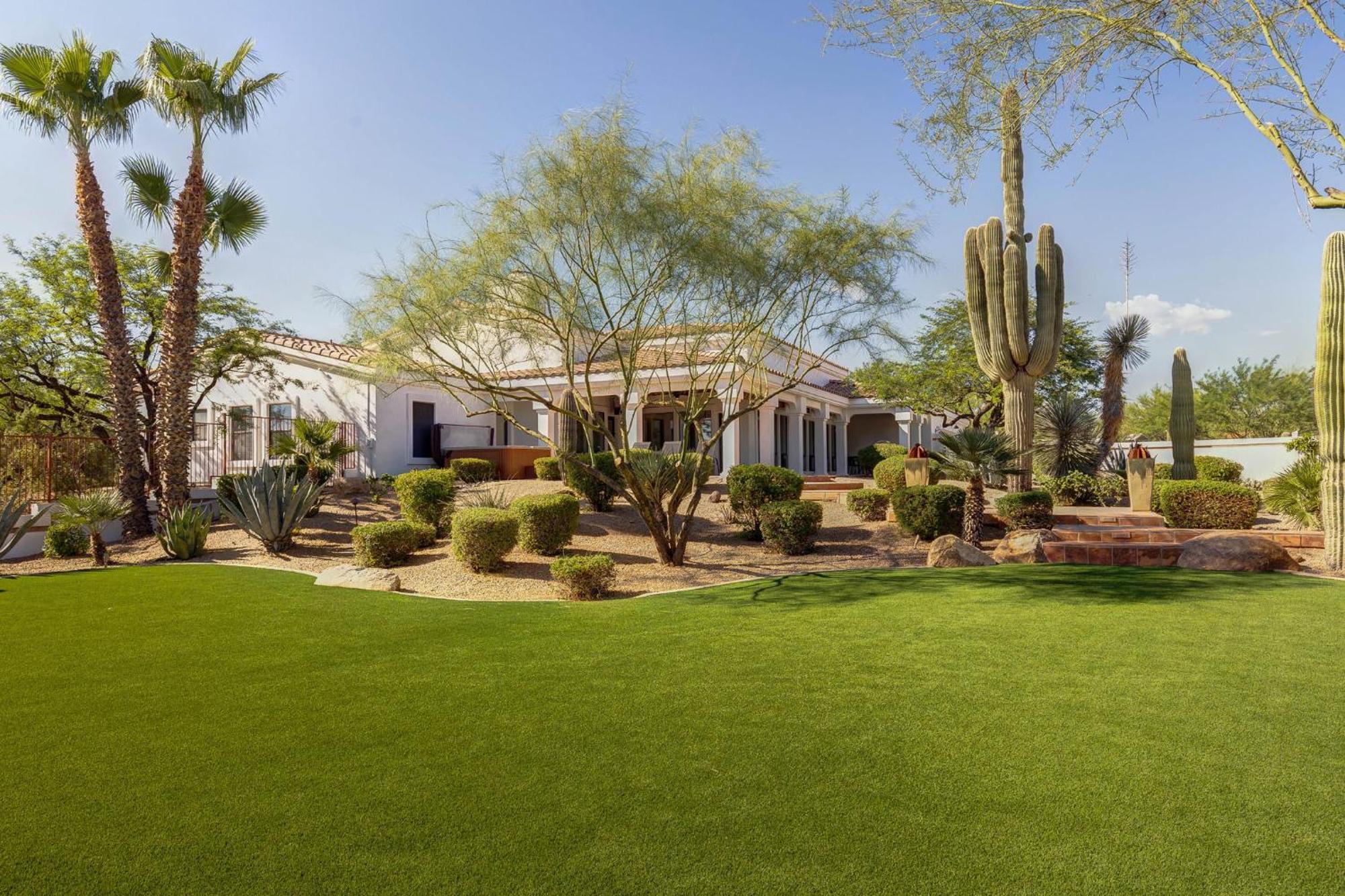 Rancho Relaxo By Paseohomesaz With Pool, And Separate Casita