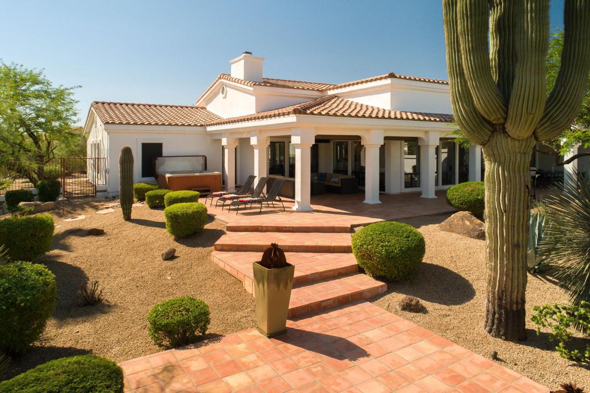 Rancho Relaxo By Paseohomesaz With Pool, And Separate Casita Scottsdale