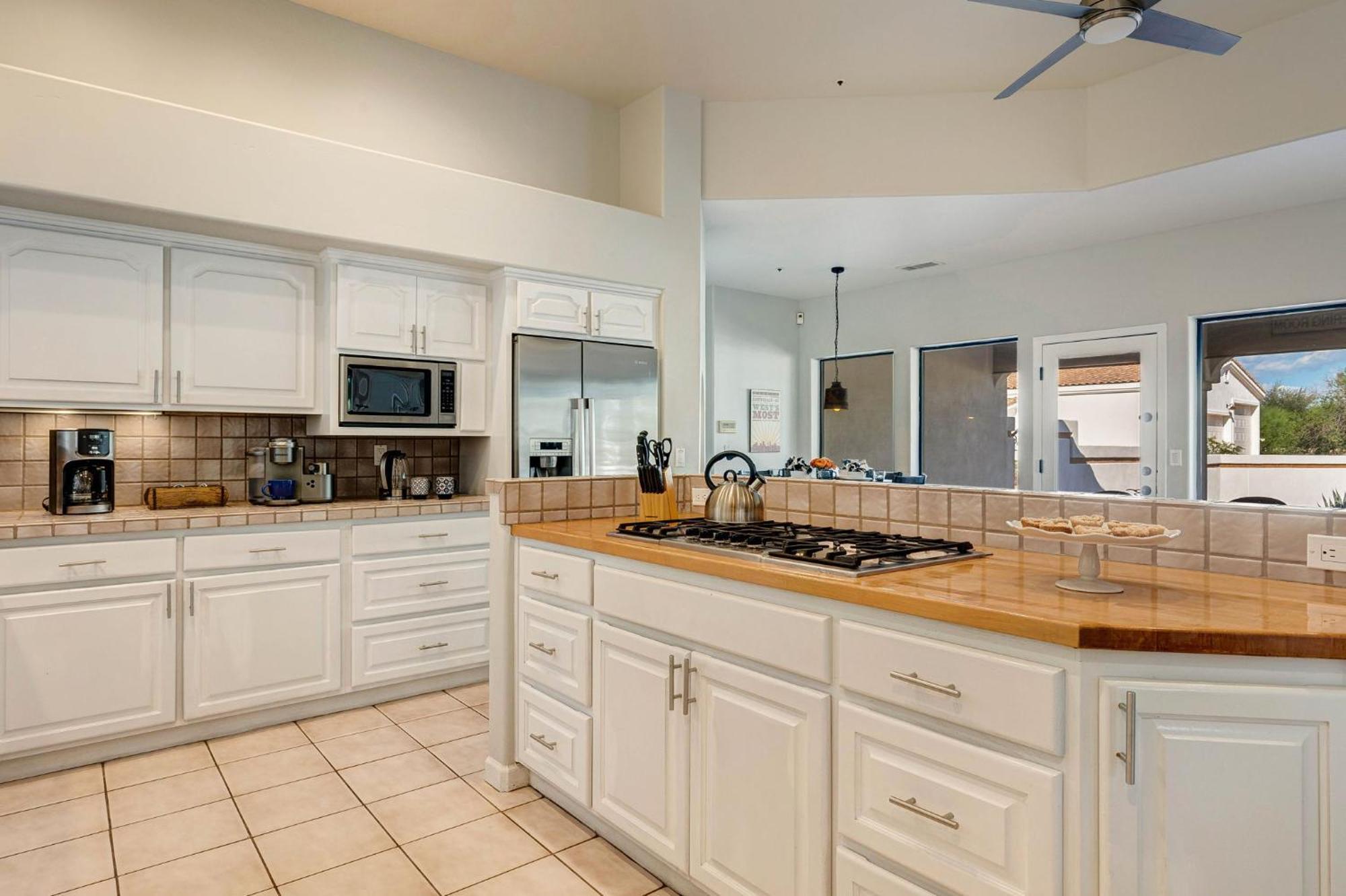 Rancho Relaxo By Paseohomesaz With Pool, And Separate Casita *