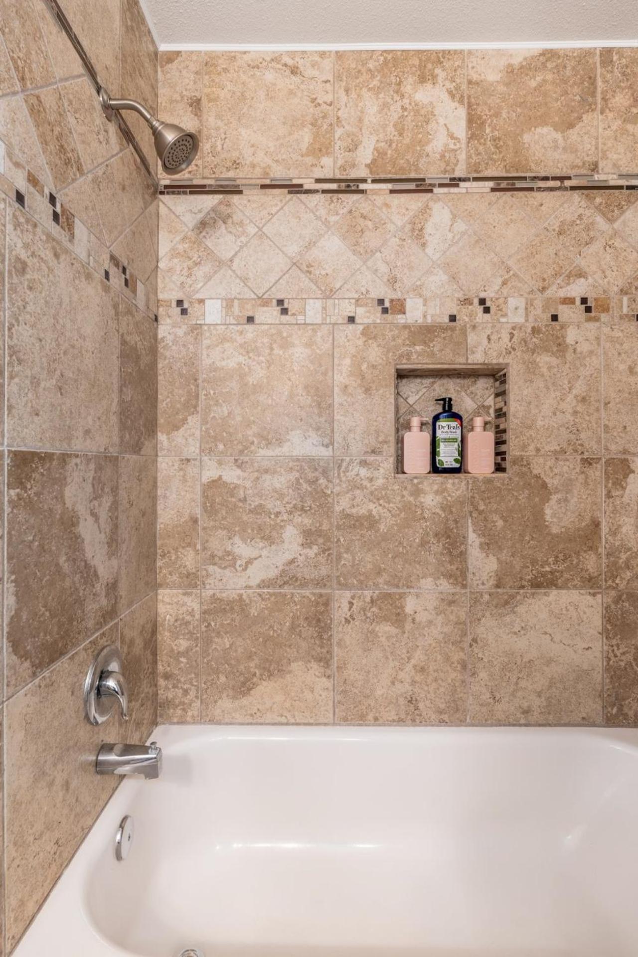 Holiday home Gem! Pool, Patio, & Prime Location! Scottsdale