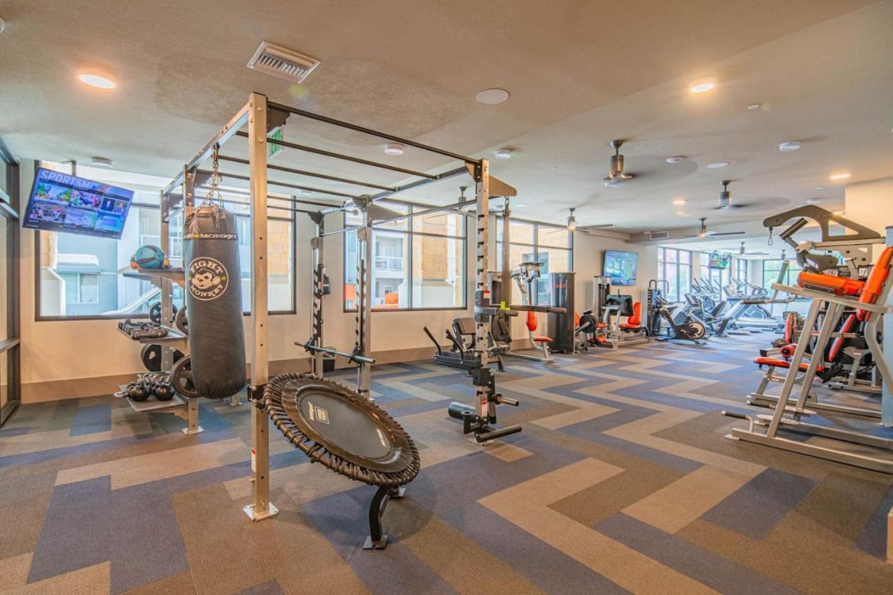 Modern 1br Kierland Commons, Tpc Golf, Pool, Gym, W-d Apartment Scottsdale
