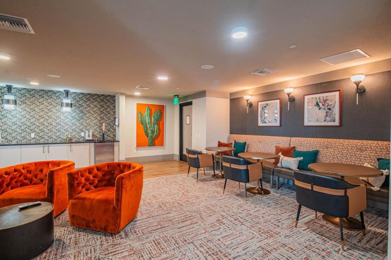 Modern 1br Kierland Commons, Tpc Golf, Pool, Gym, W-d Apartment *