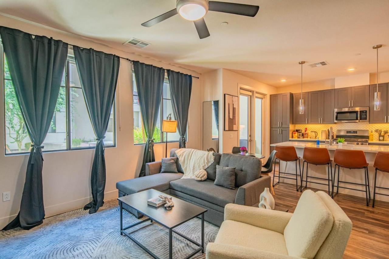 Modern 1br Kierland Commons, Tpc Golf, Pool, Gym, W-d Apartment Scottsdale