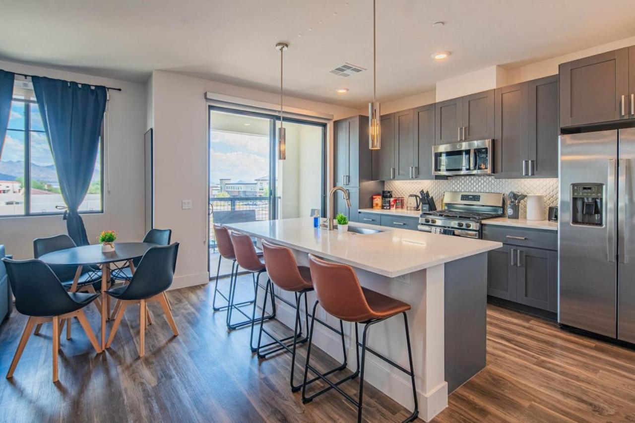 Apartment Serene 1br Kierland Commons, Tpc Golf, Pool, Gym, W-d *