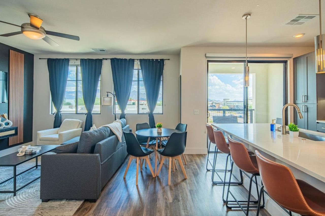 Serene 1br Kierland Commons, Tpc Golf, Pool, Gym, W-d Apartment